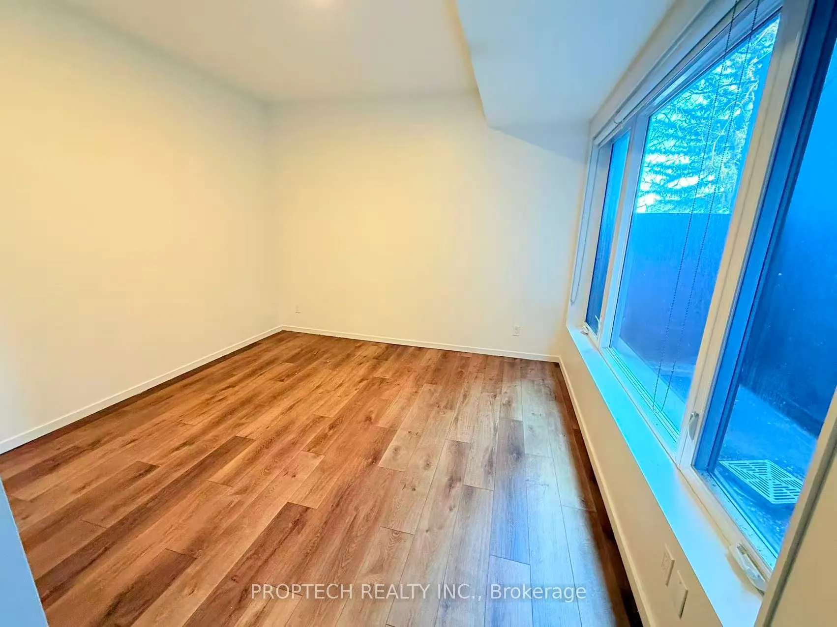 377 Broadview Avenue #206