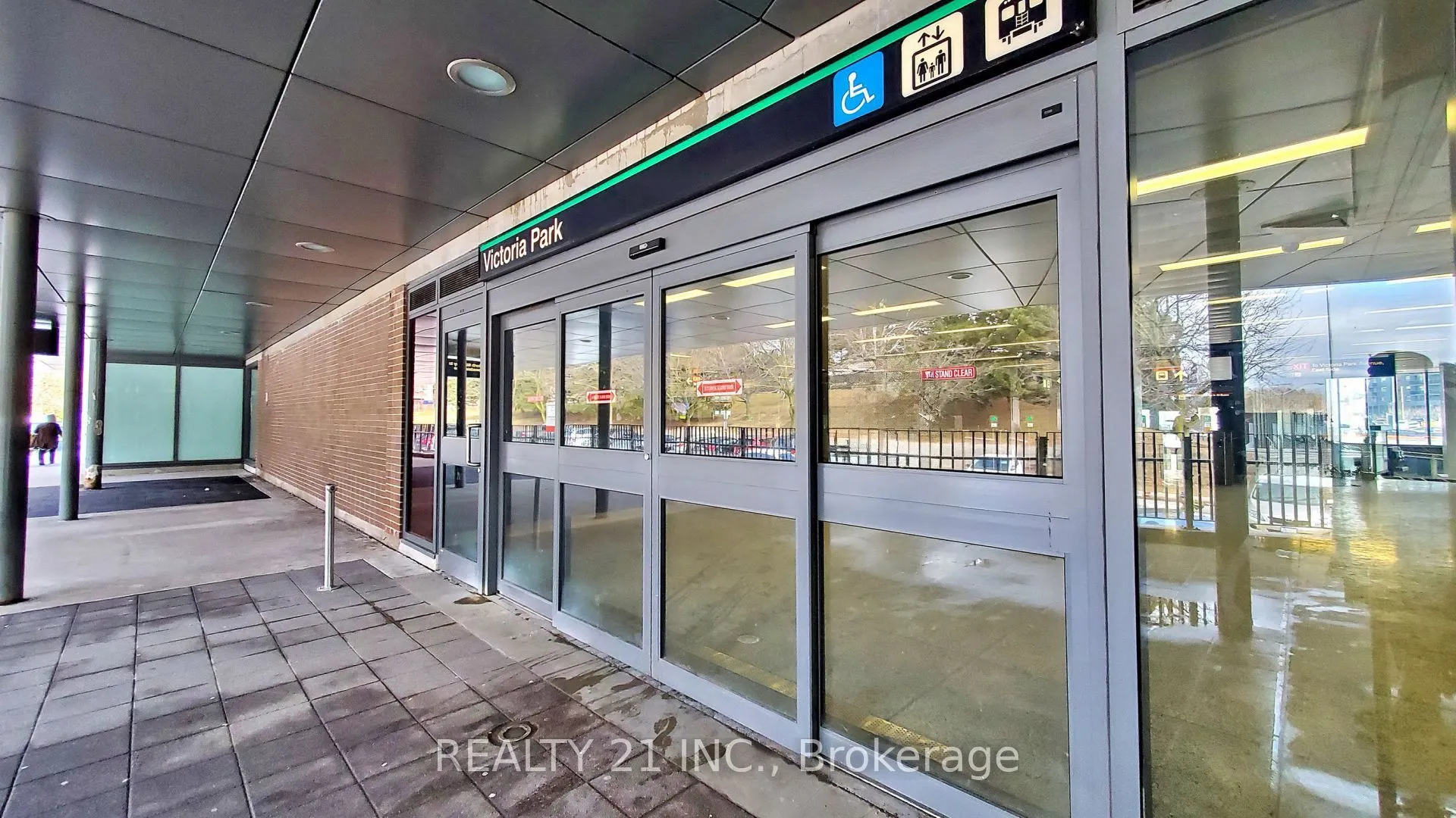 5 Massey Square #2103