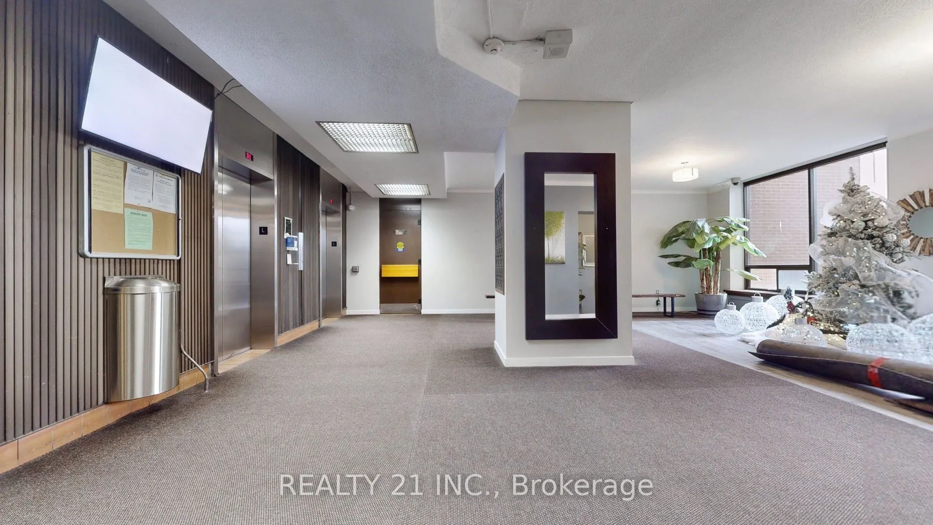 5 Massey Square #2103