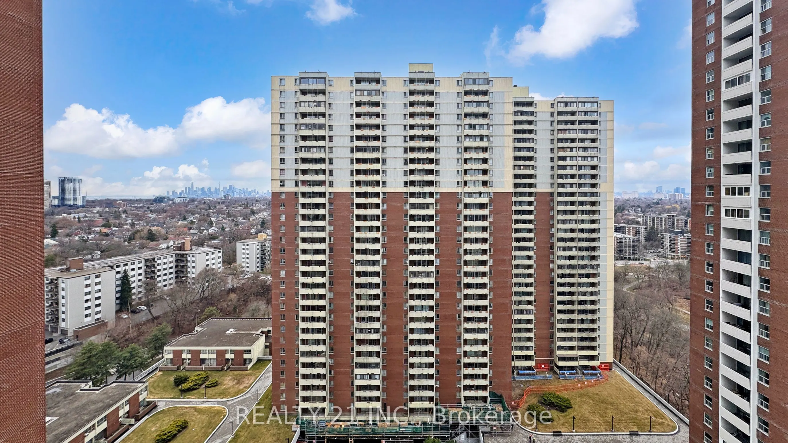5 Massey Square #2103