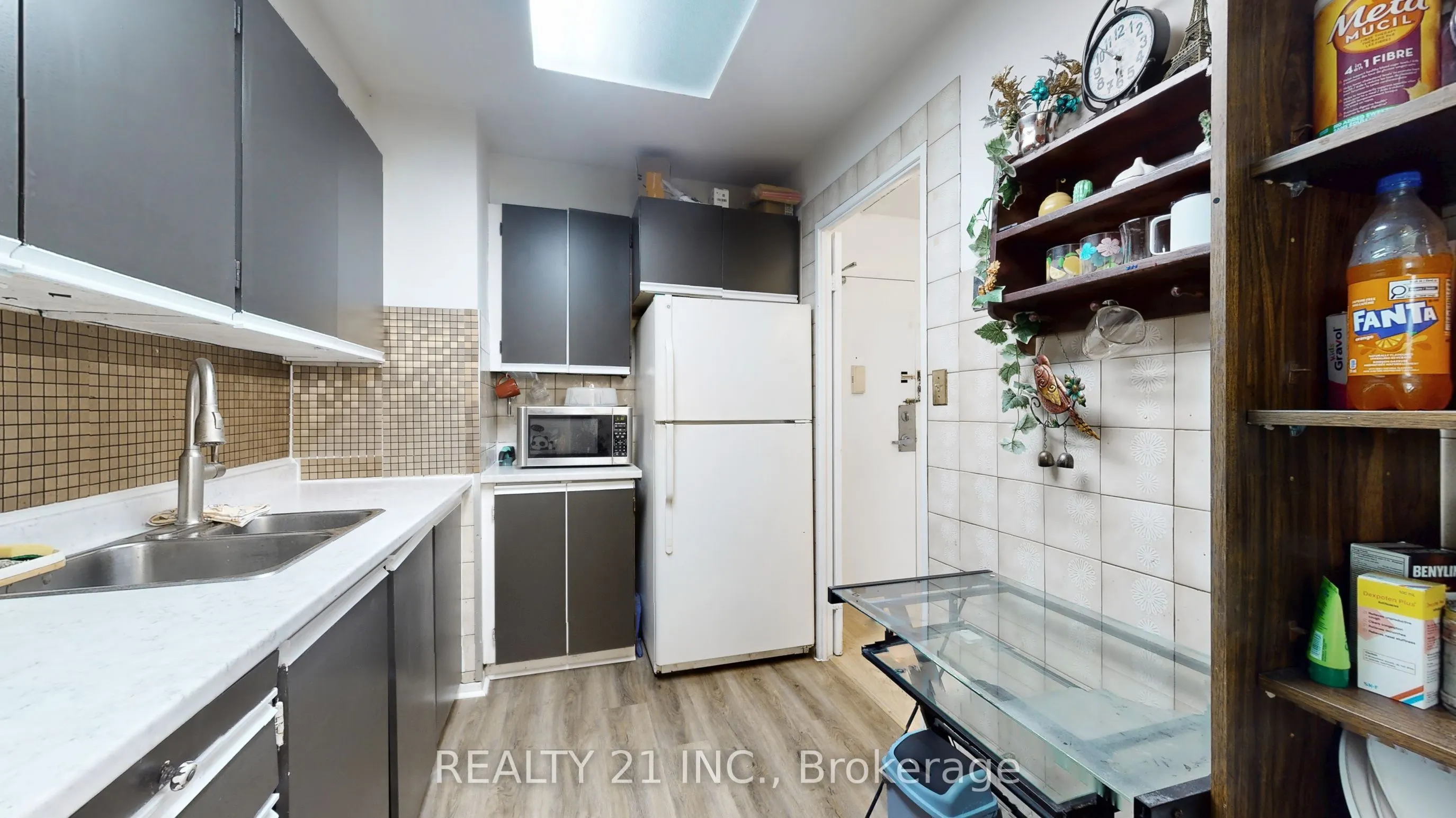5 Massey Square #2103