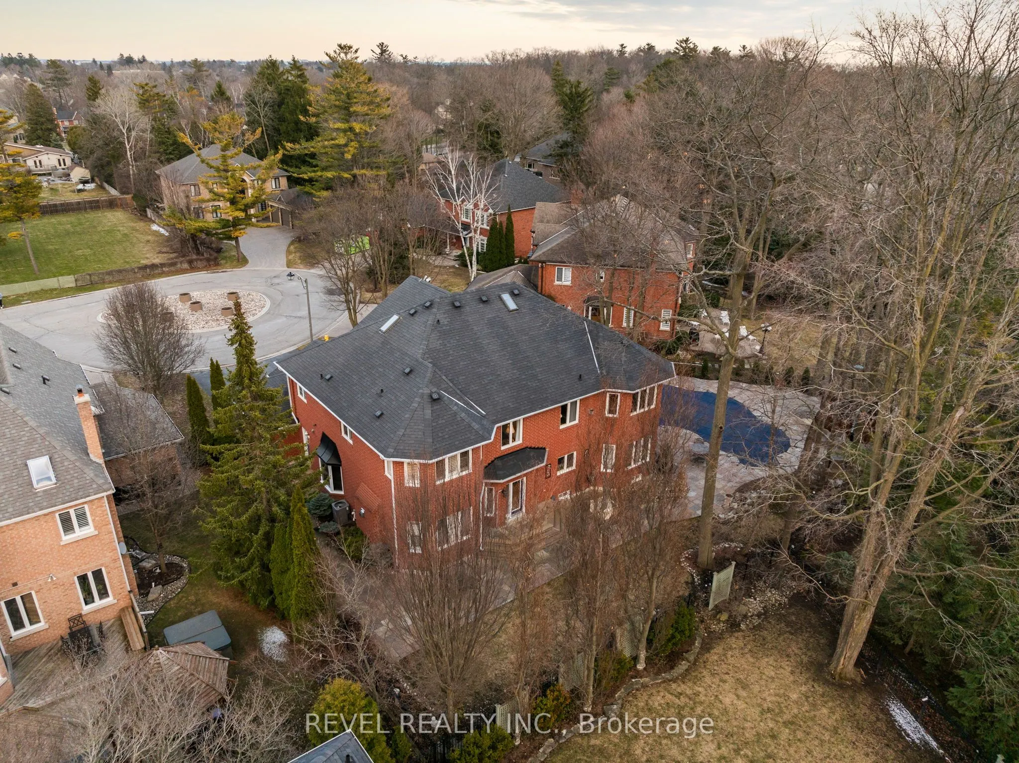 1486 Ashwood Gate