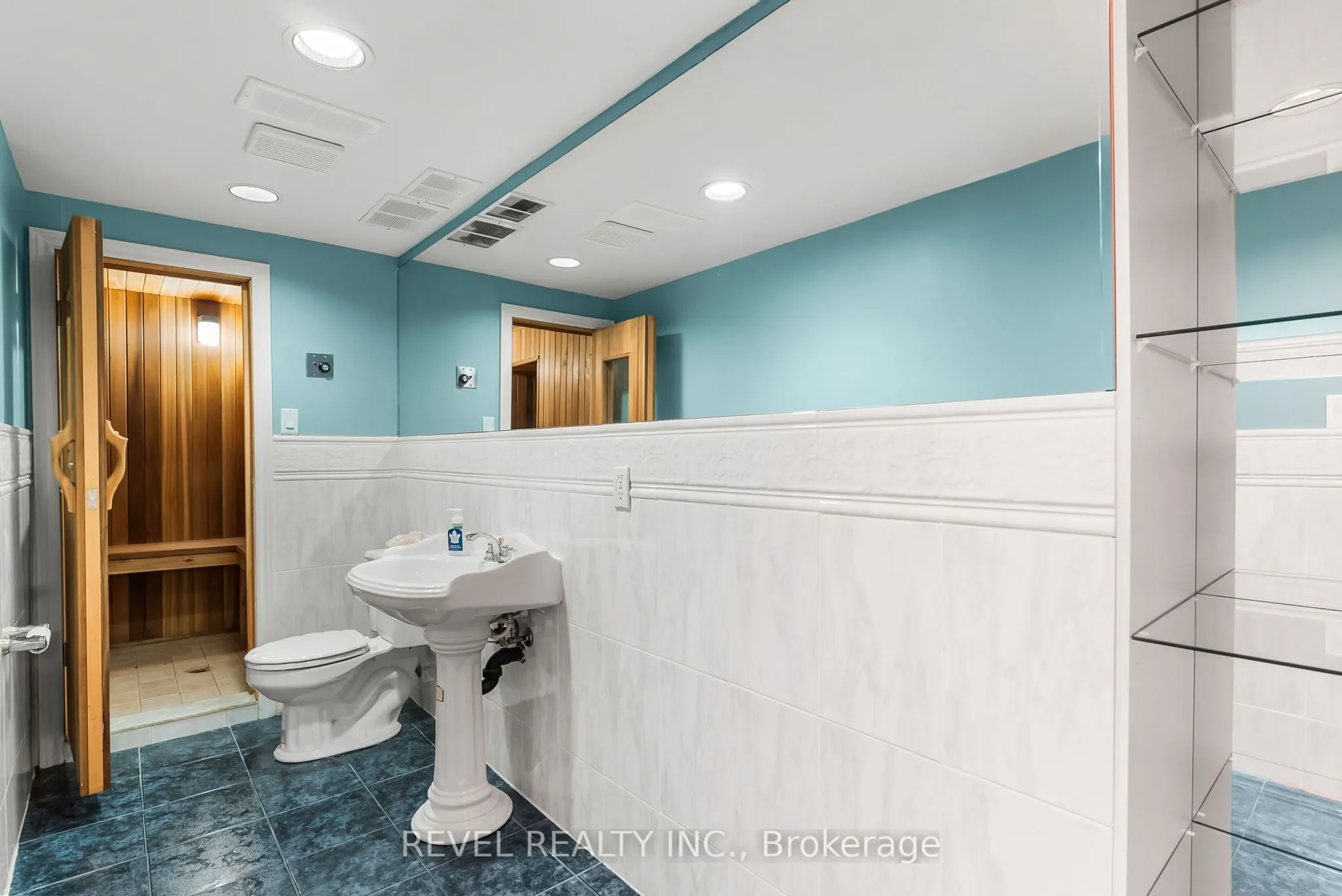 1486 Ashwood Gate