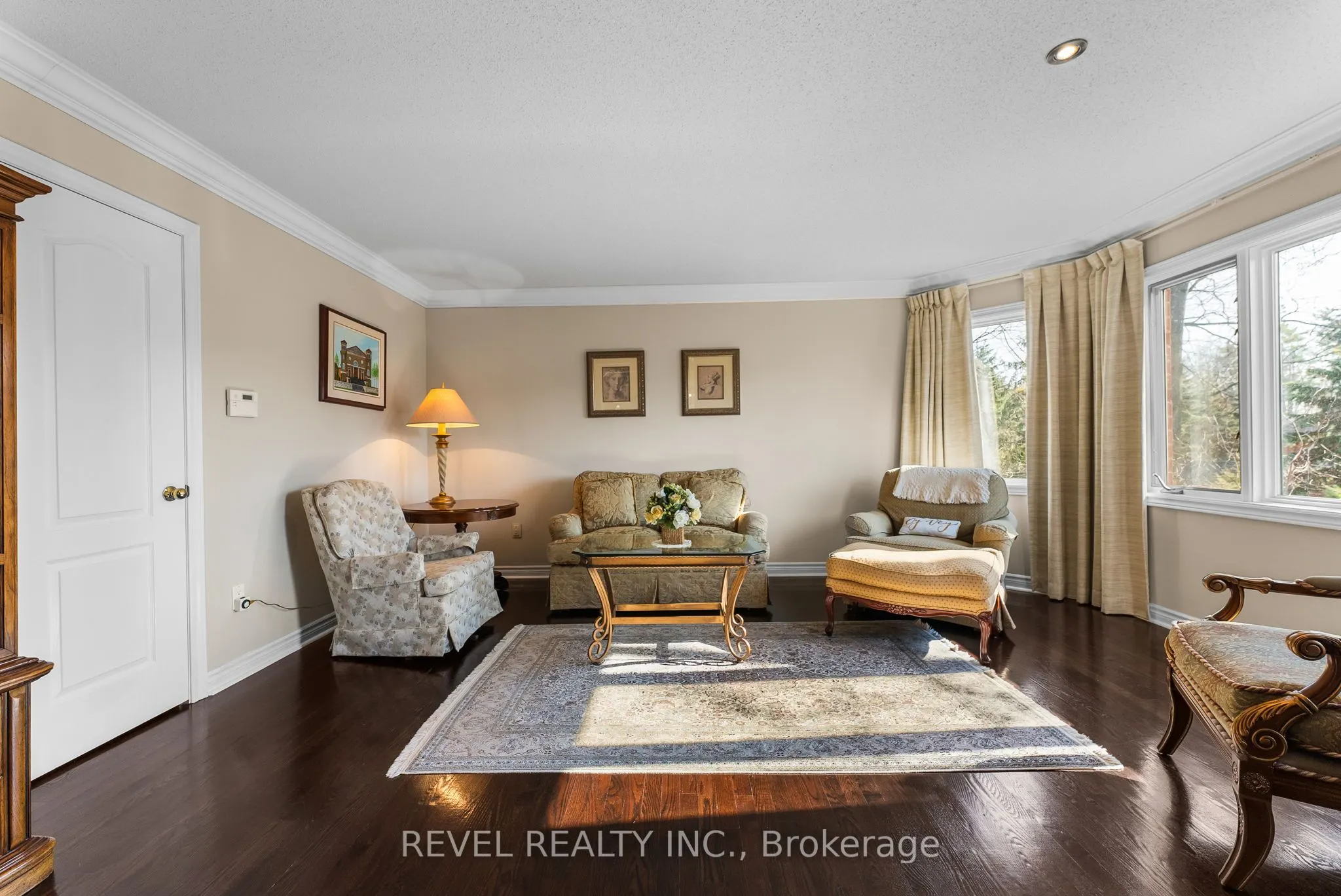 1486 Ashwood Gate
