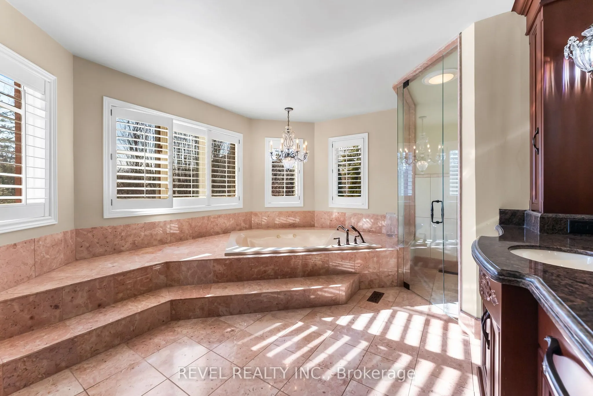 1486 Ashwood Gate
