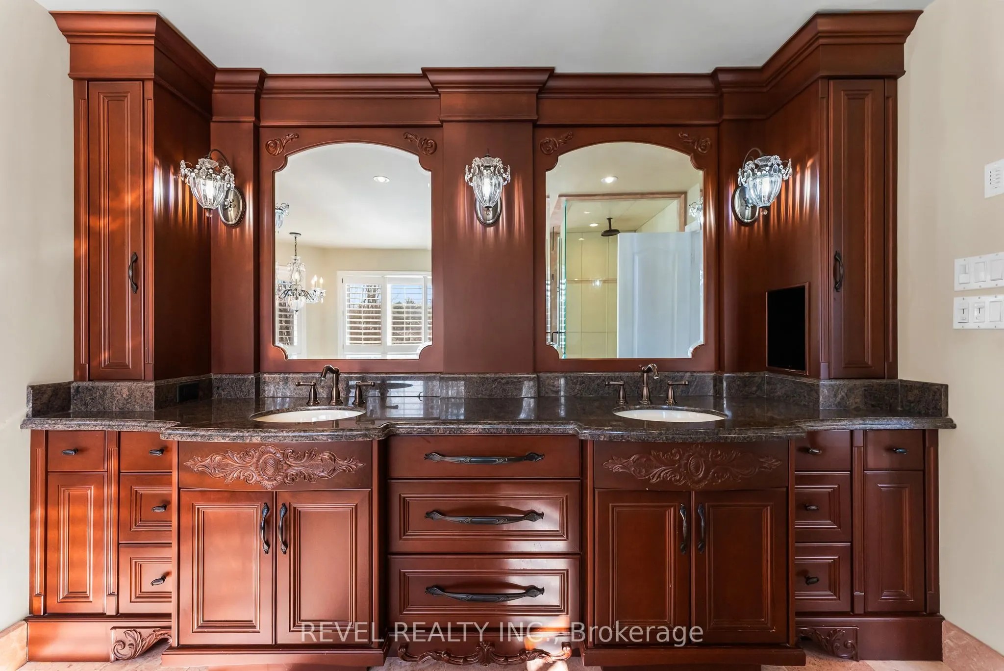 1486 Ashwood Gate