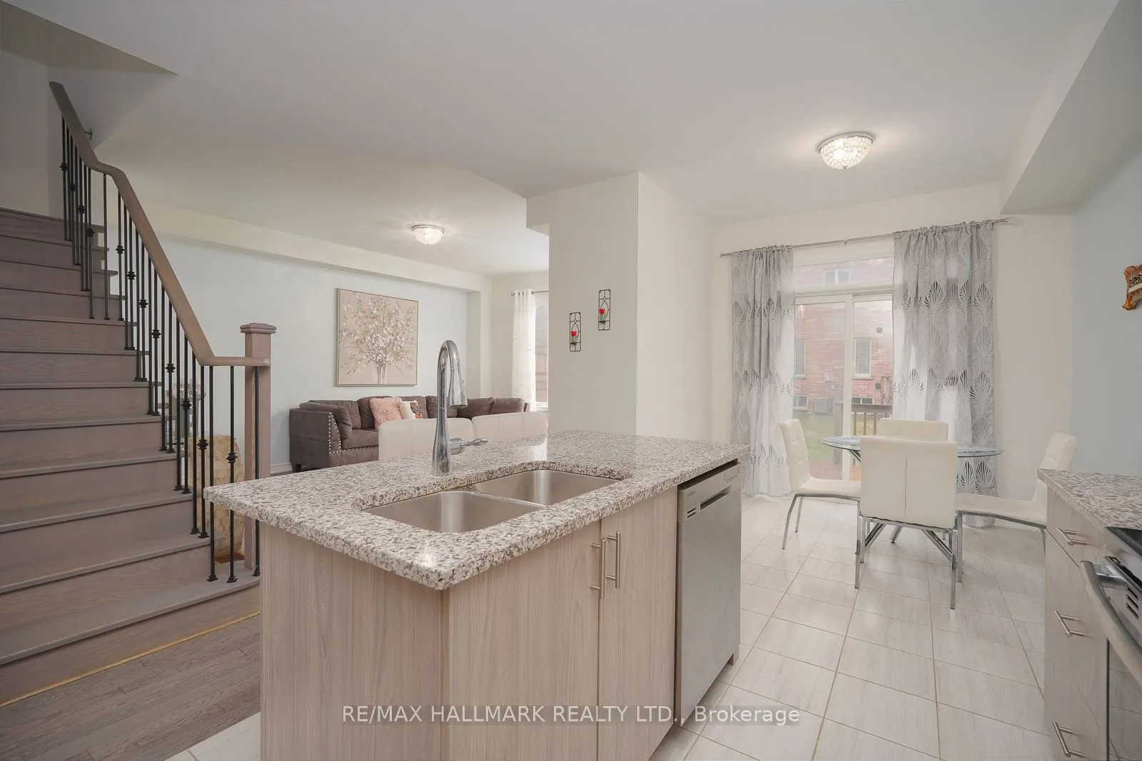 4 Hickling Lane