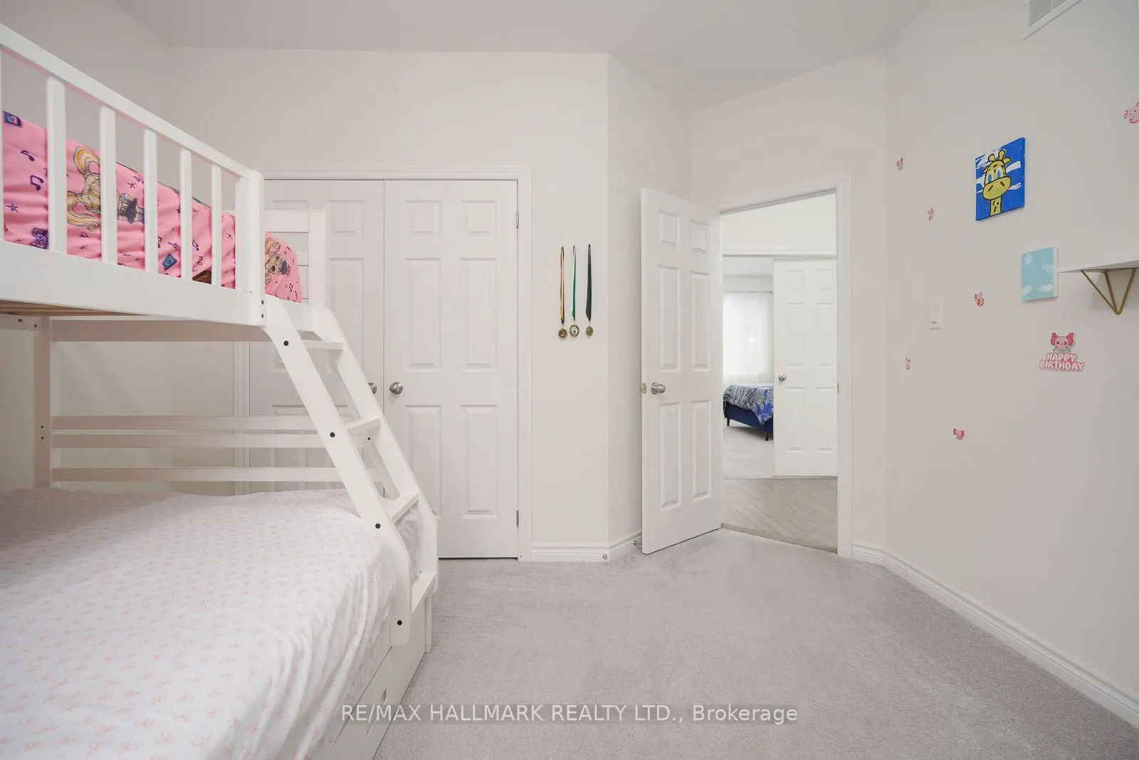 4 Hickling Lane