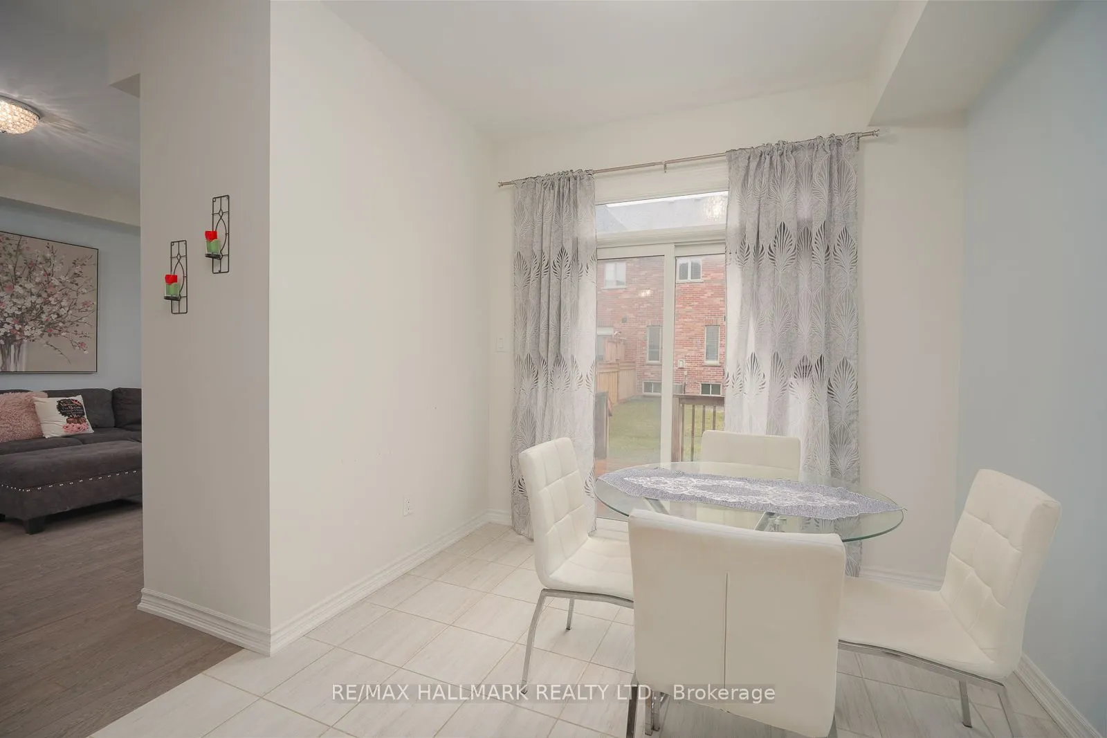 4 Hickling Lane