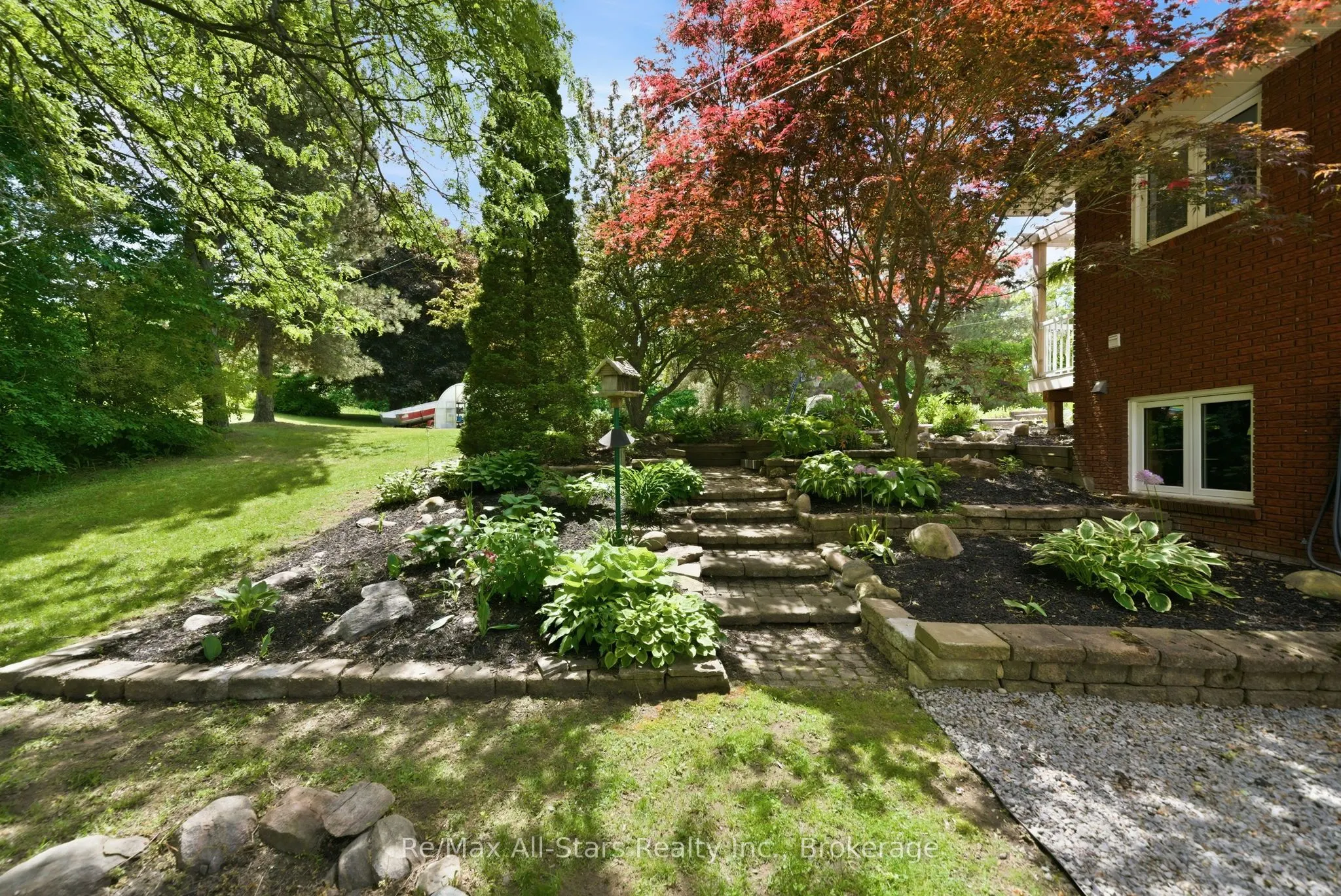 2407 Ashbridge Road