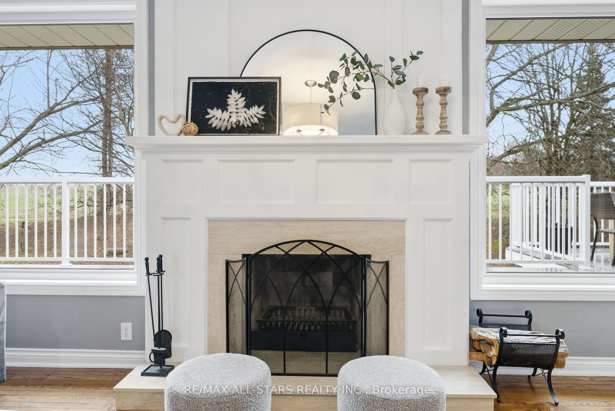 2407 Ashbridge Road