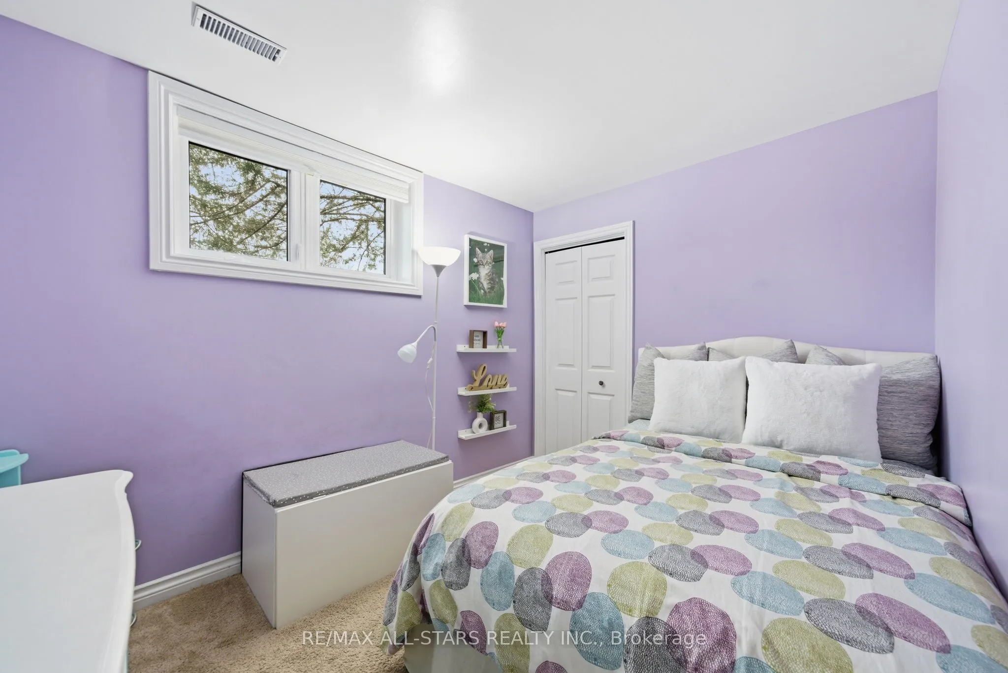 2407 Ashbridge Road