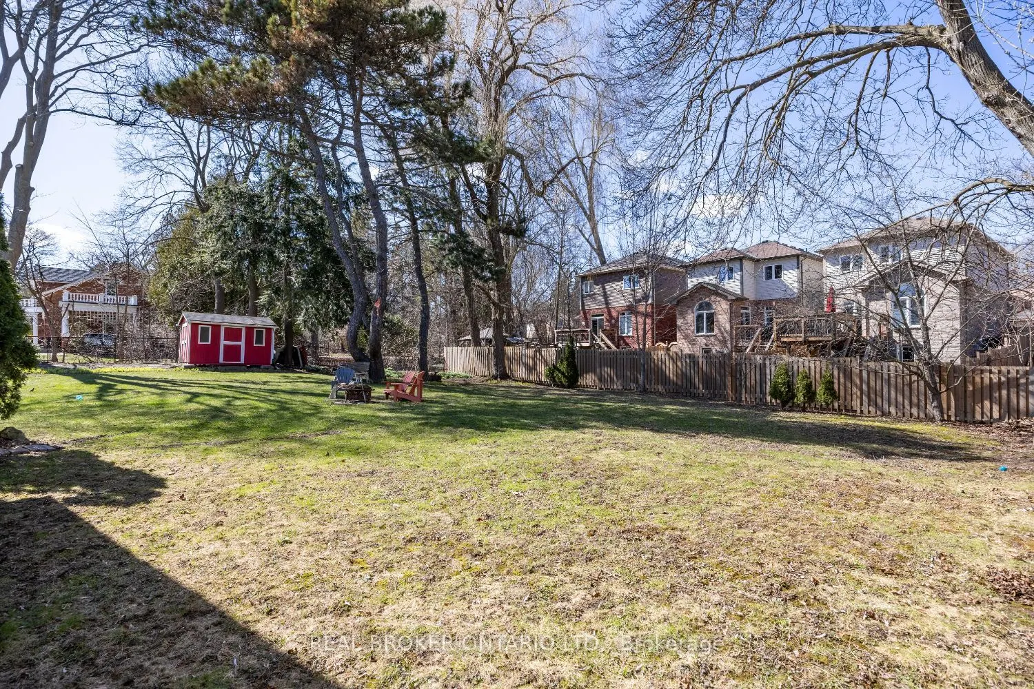 18 Concession Street W