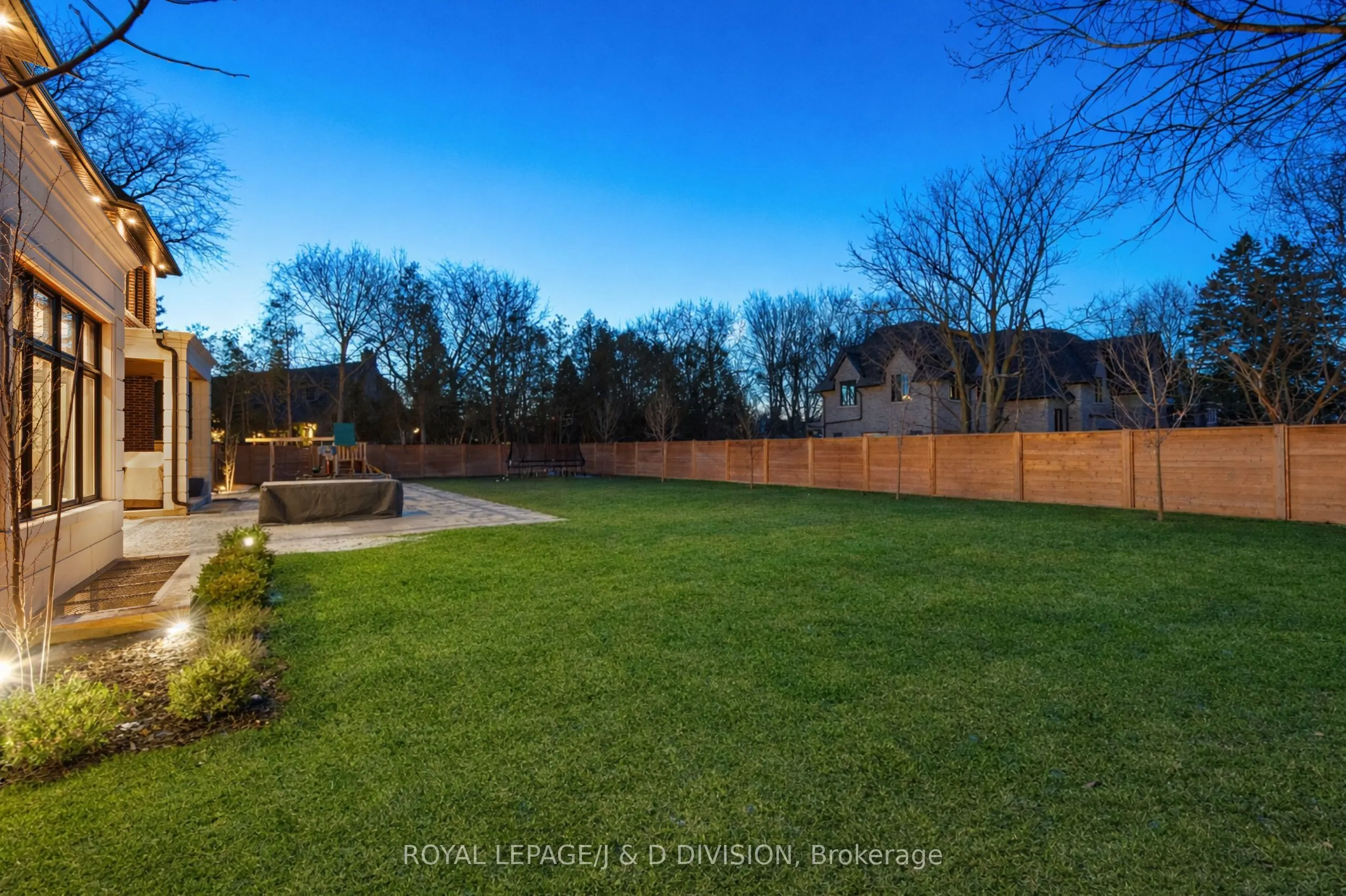 4 Pine Ridge Drive