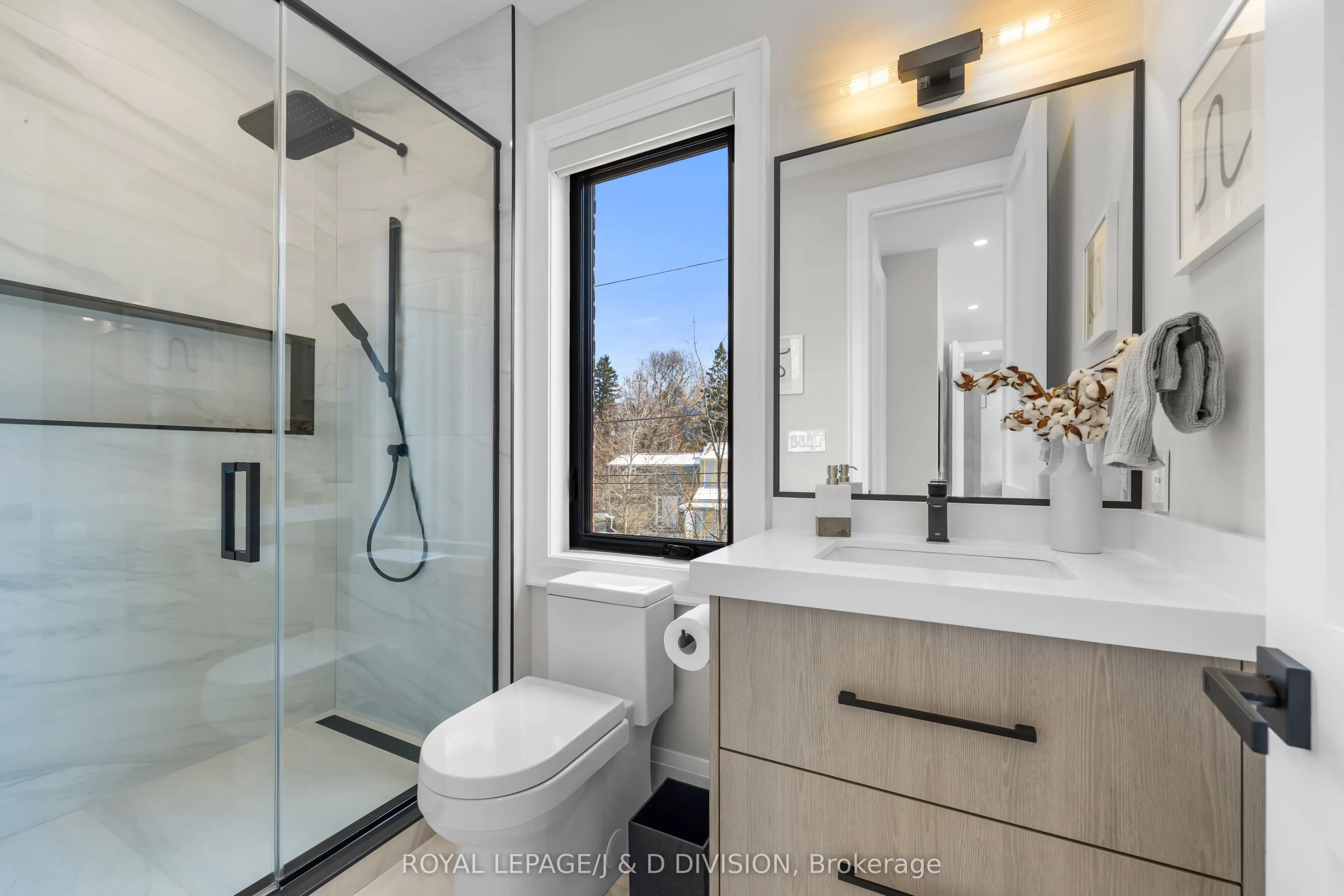 4 Pine Ridge Drive