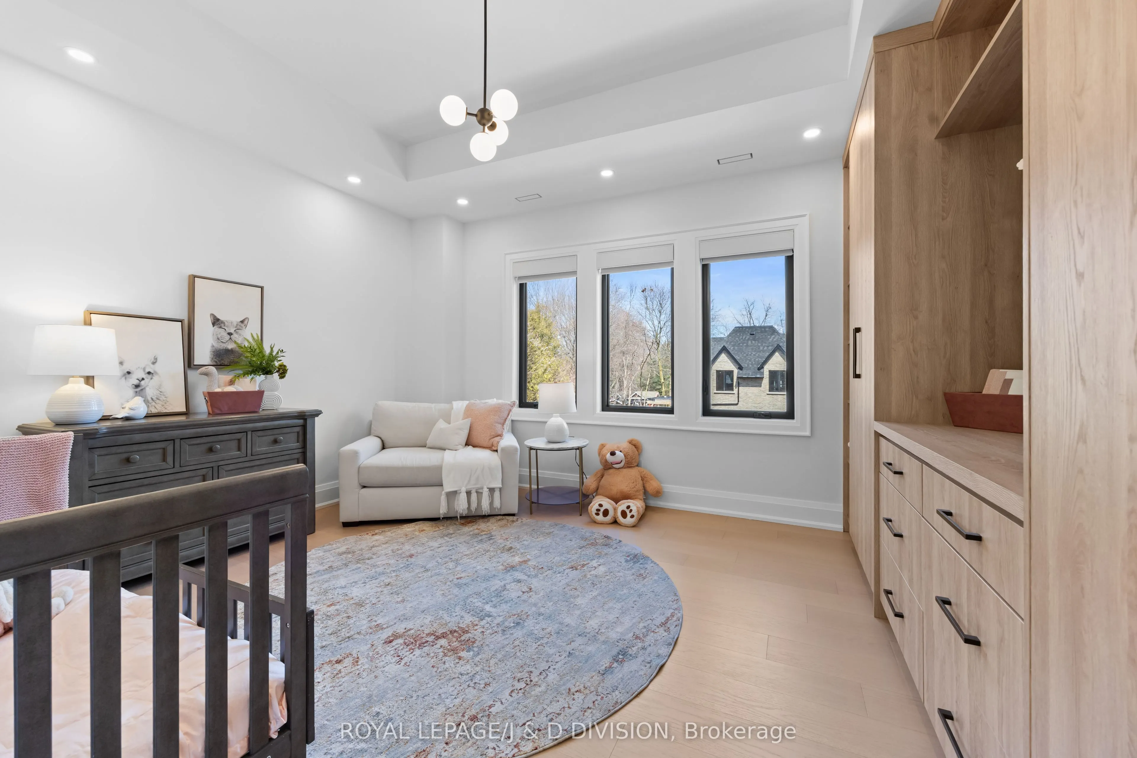 4 Pine Ridge Drive