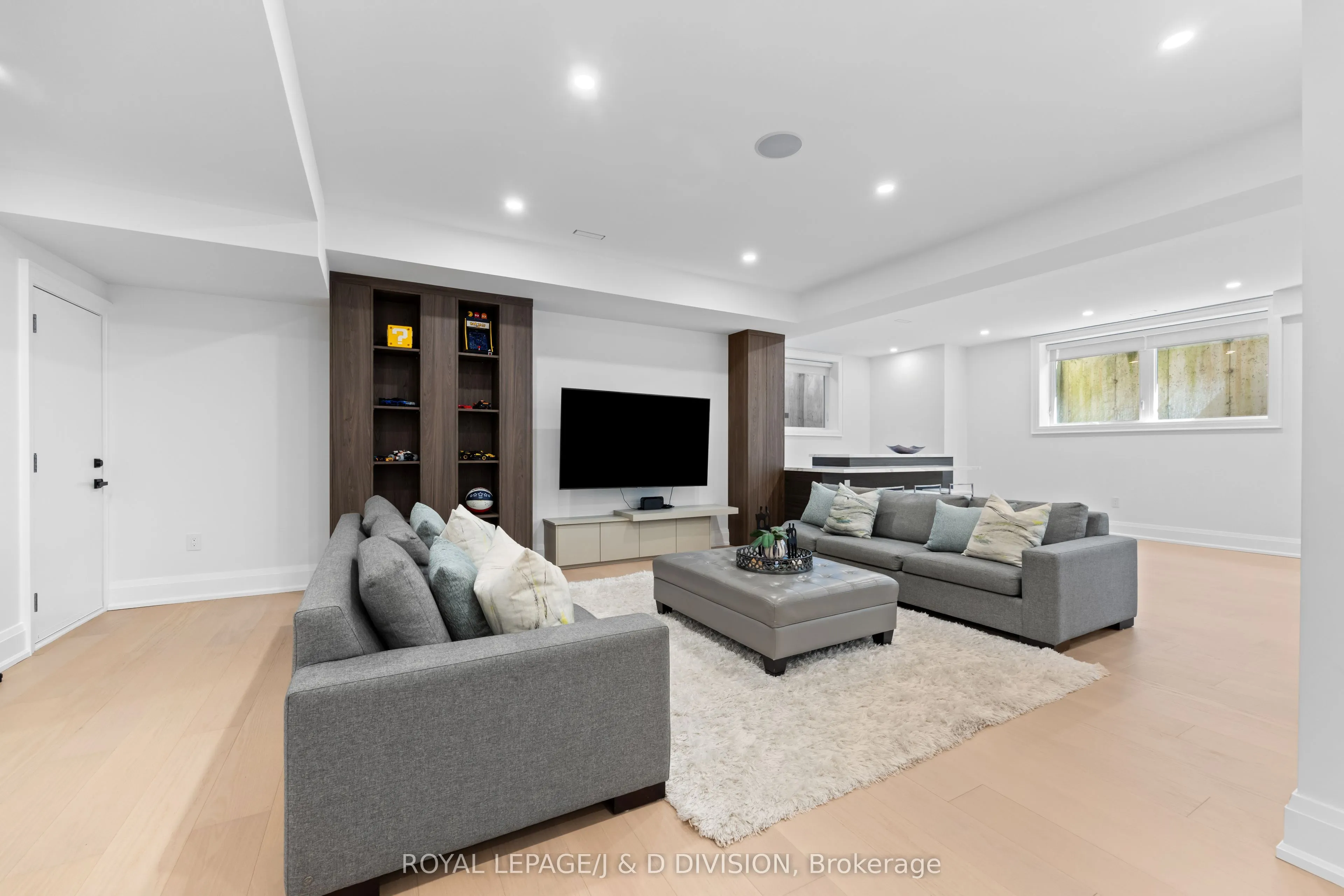 4 Pine Ridge Drive