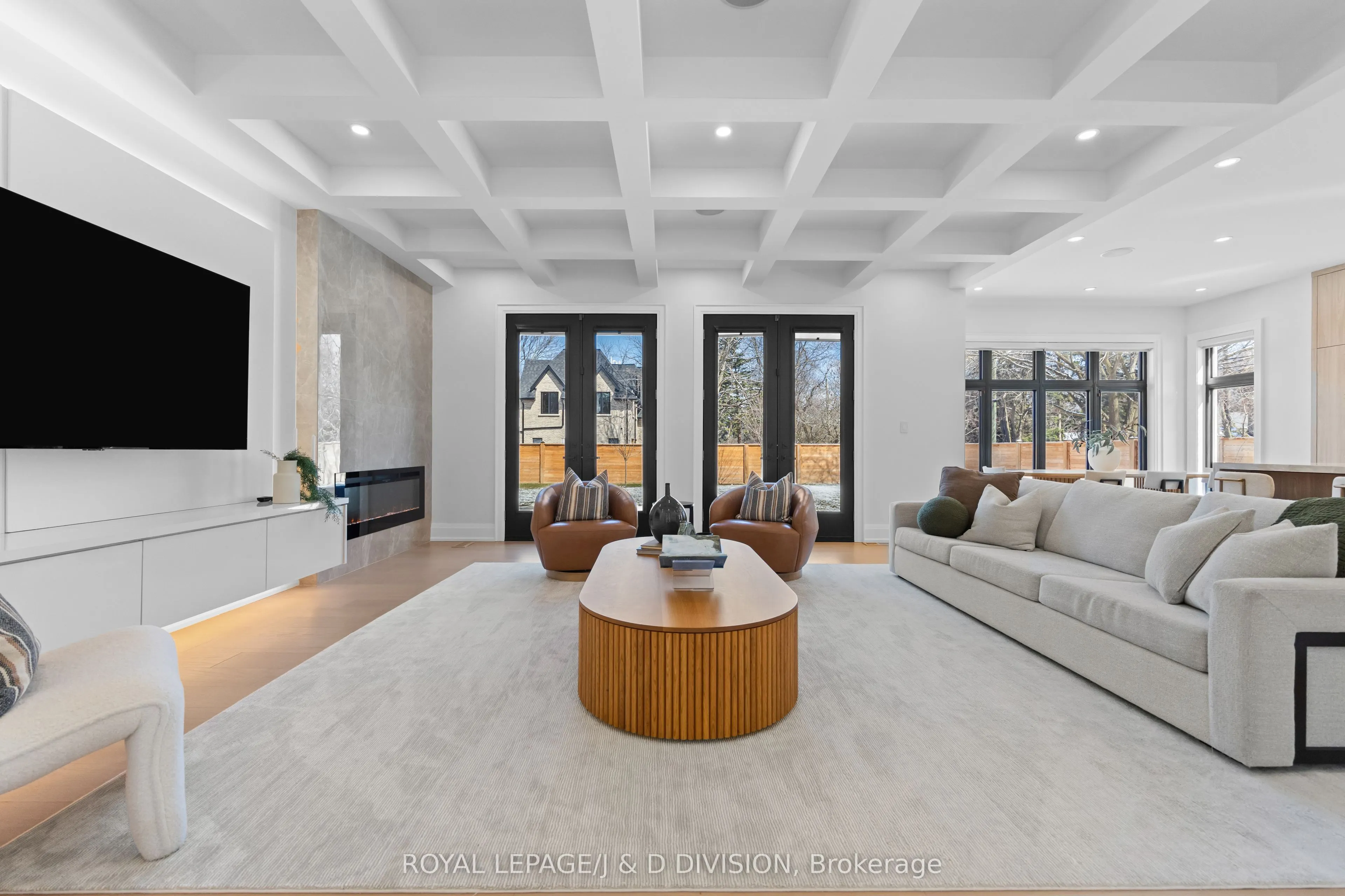 4 Pine Ridge Drive