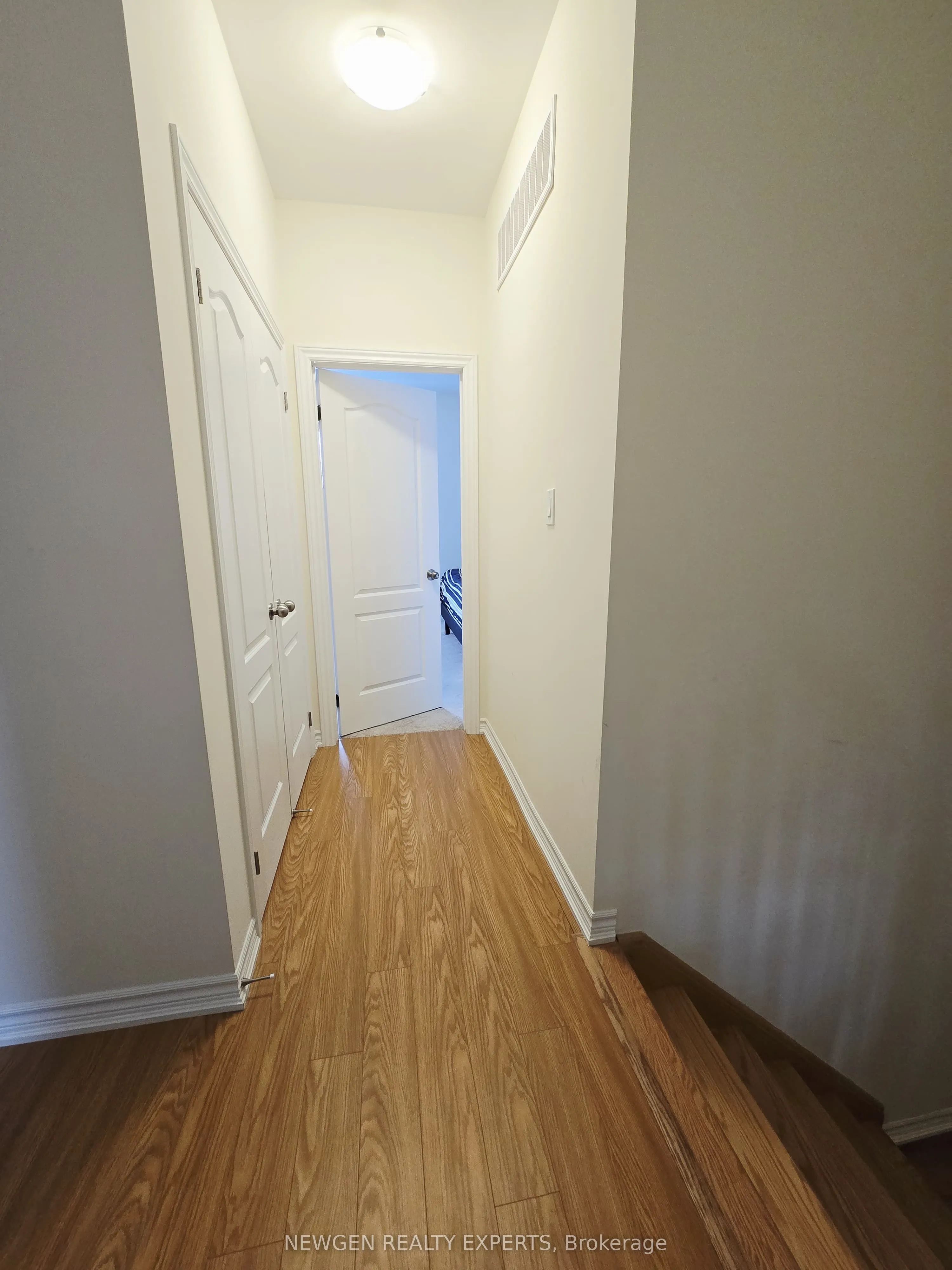 12 cachia Lane