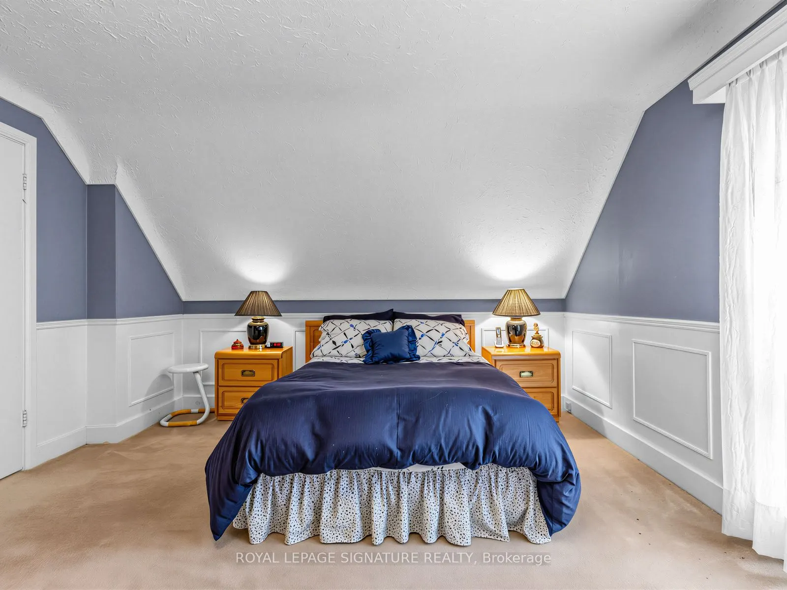 1421 Military Trail