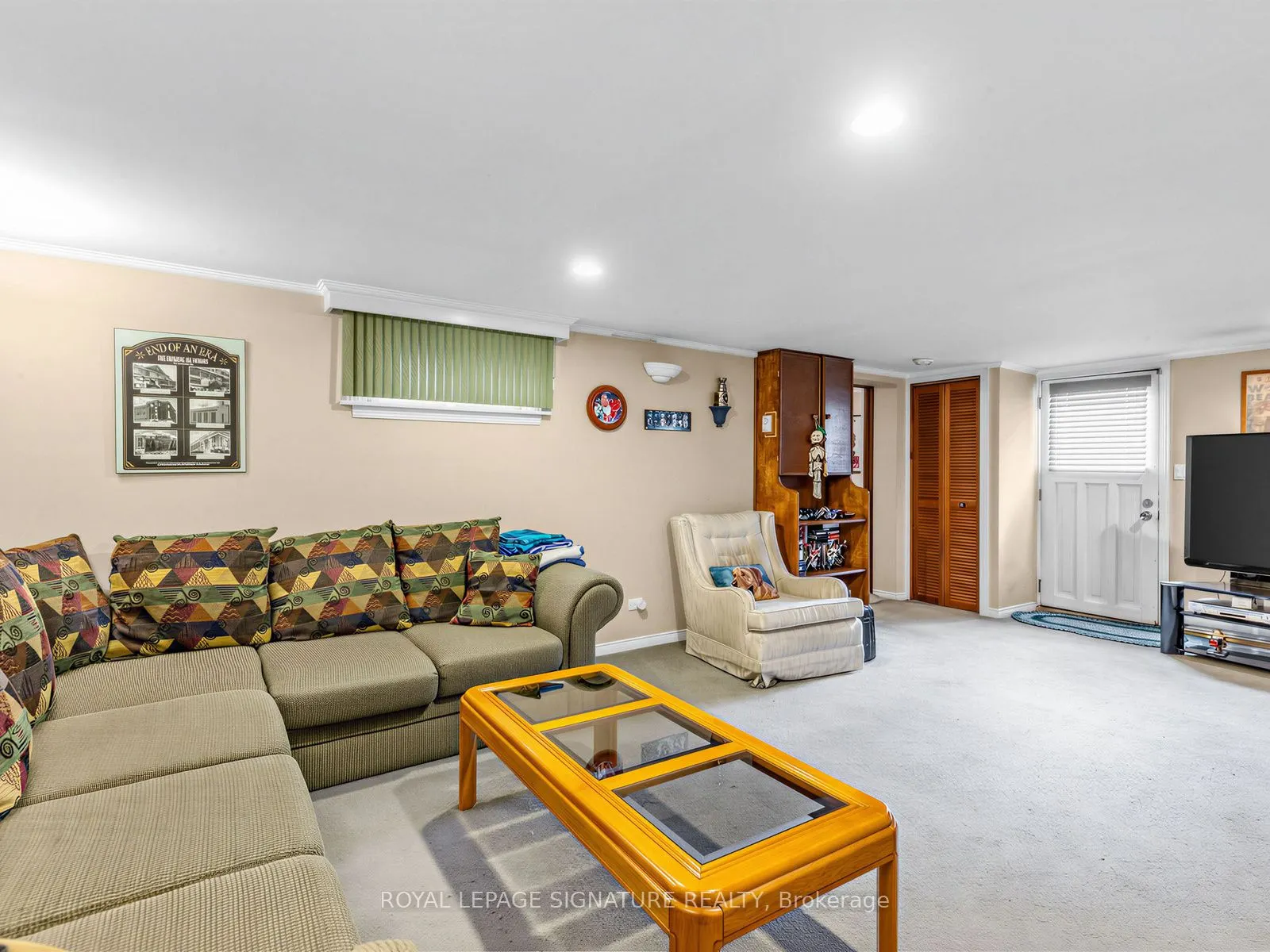 1421 Military Trail