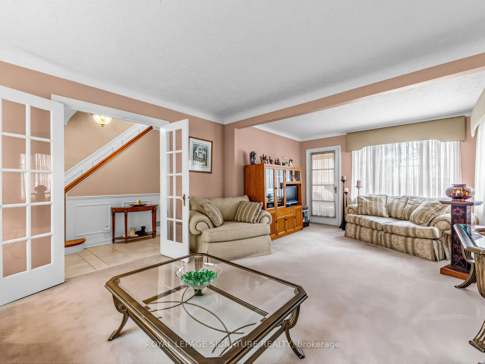 1421 Military Trail