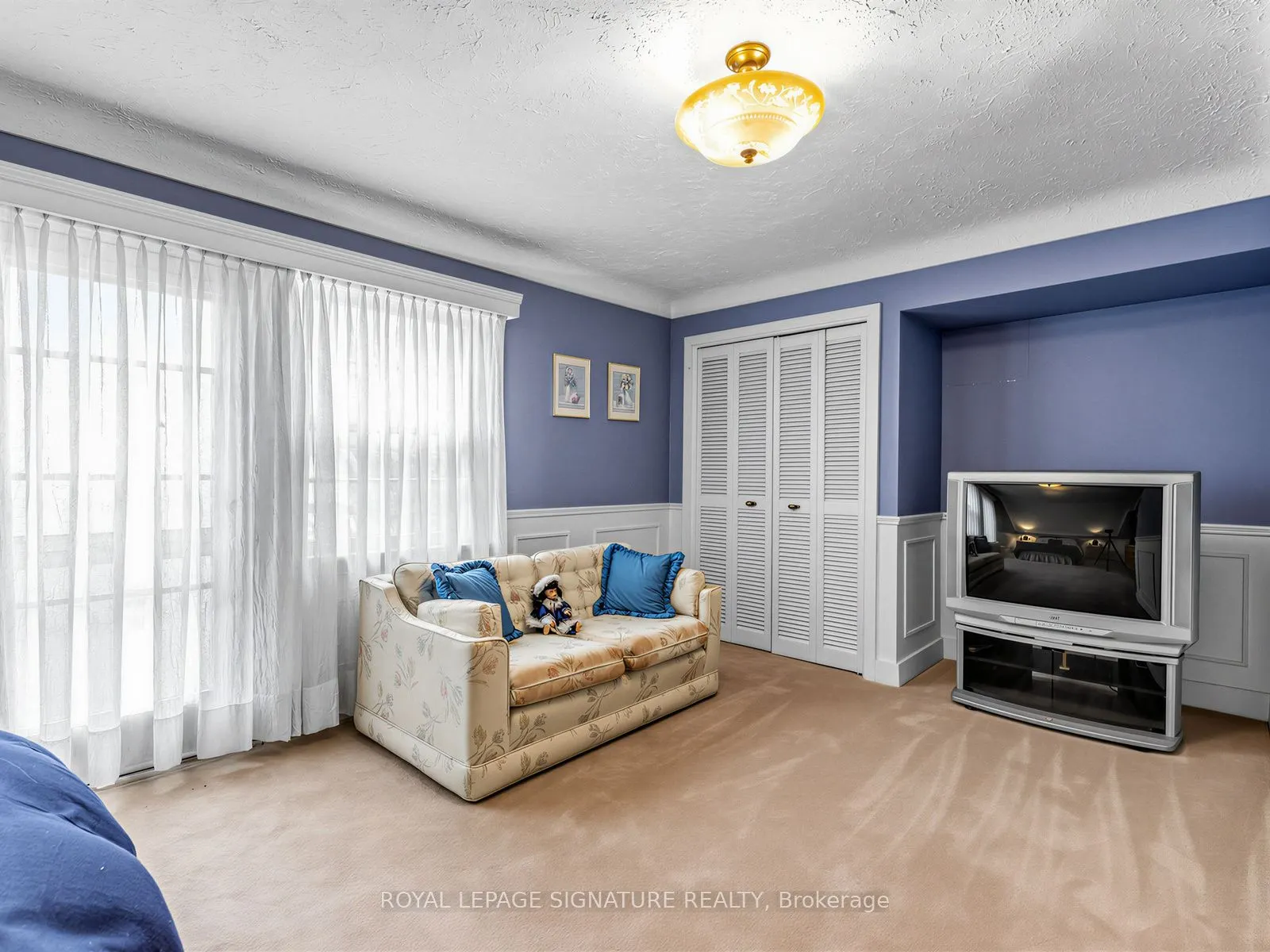 1421 Military Trail