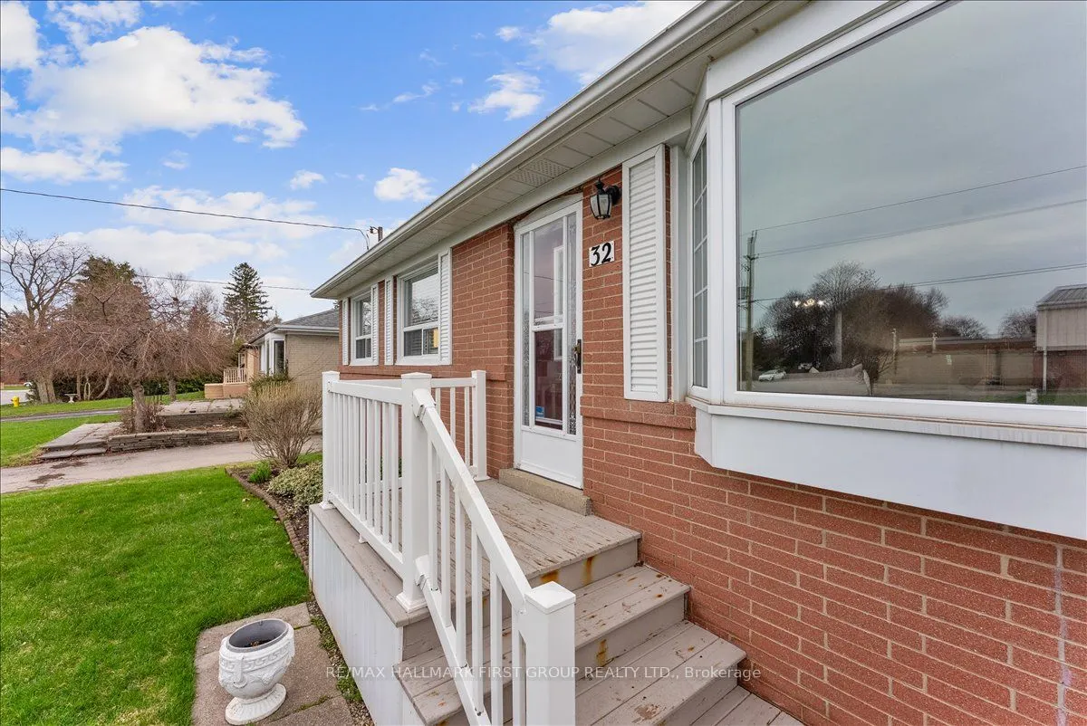 32 Linton Avenue