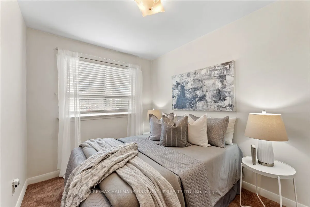 32 Linton Avenue