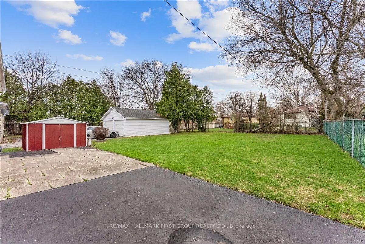 32 Linton Avenue