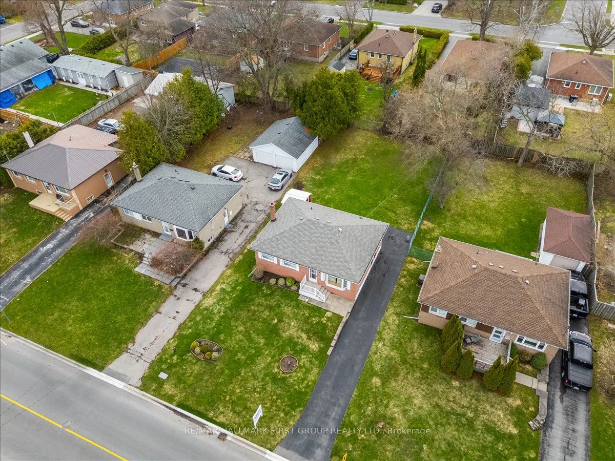 32 Linton Avenue