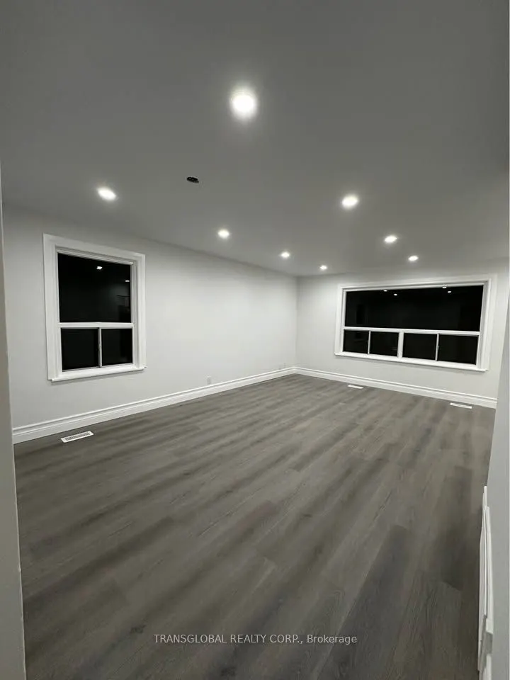 10 Anticosti Drive
