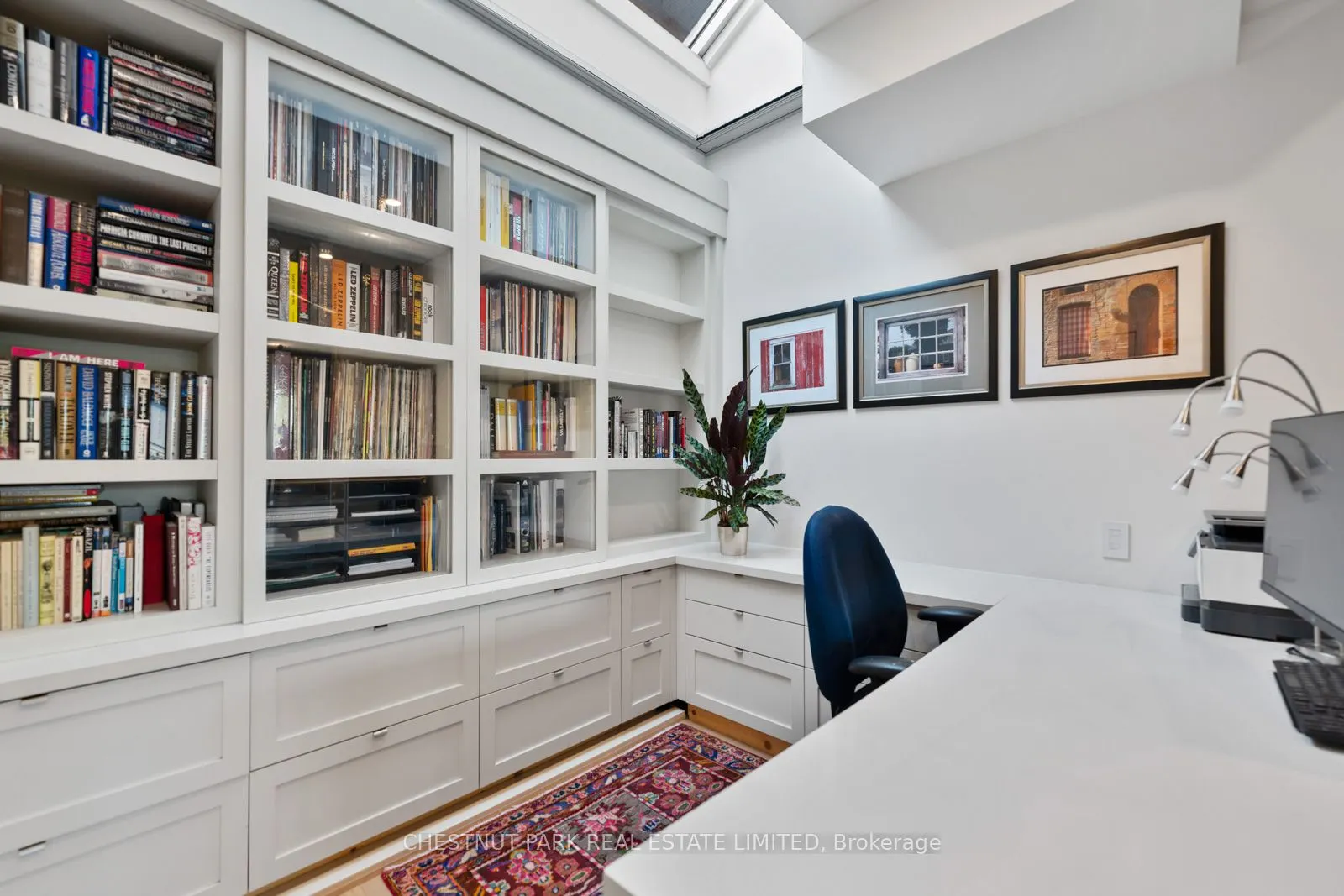 1852 Queen Street E #304