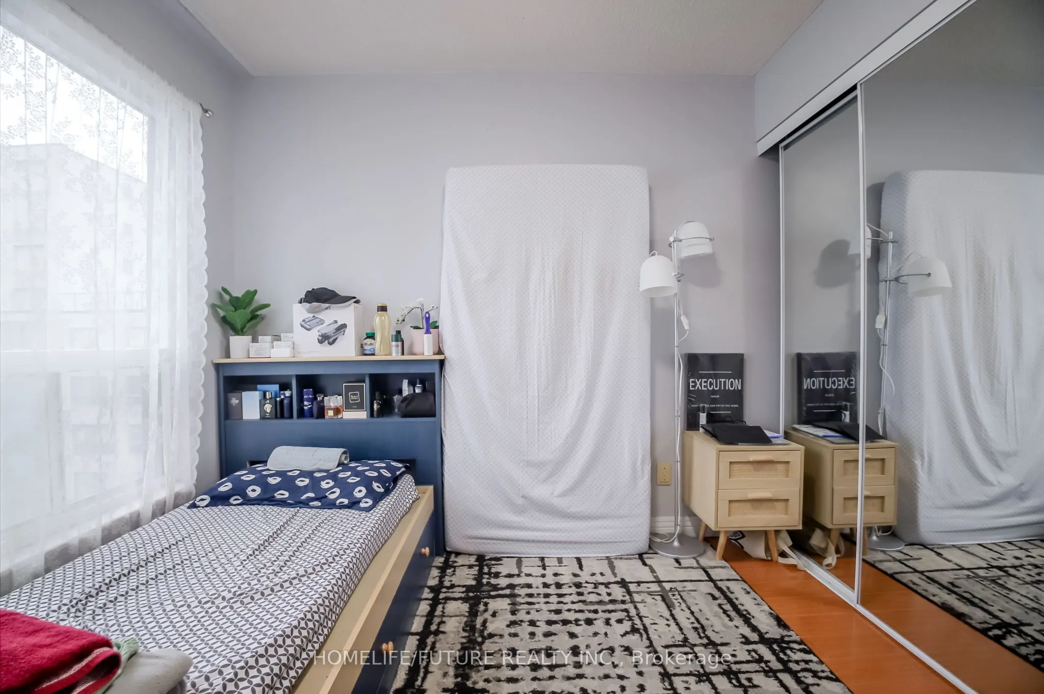 2550 Lawrence Avenue E #816