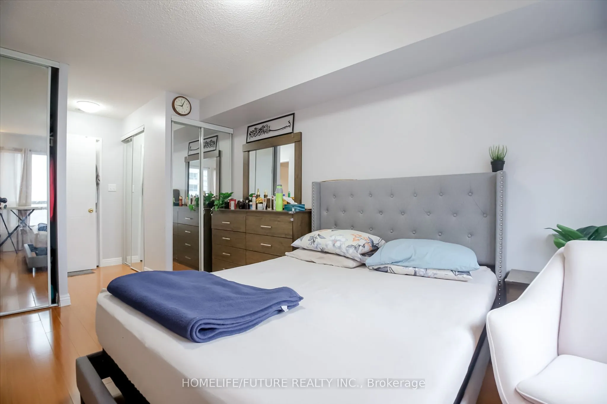2550 Lawrence Avenue E #816