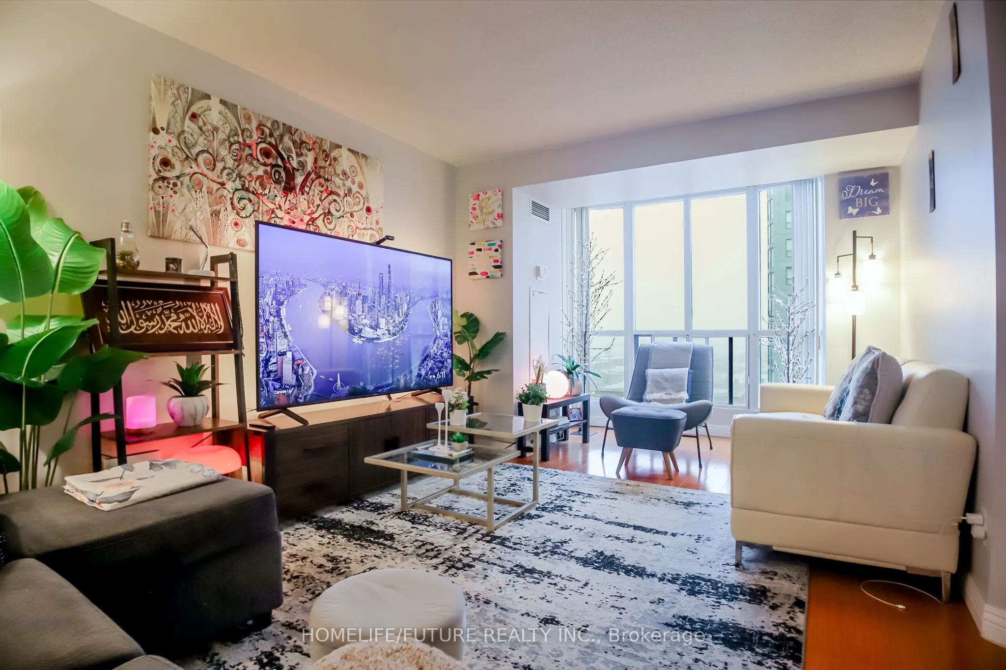 2550 Lawrence Avenue E #816