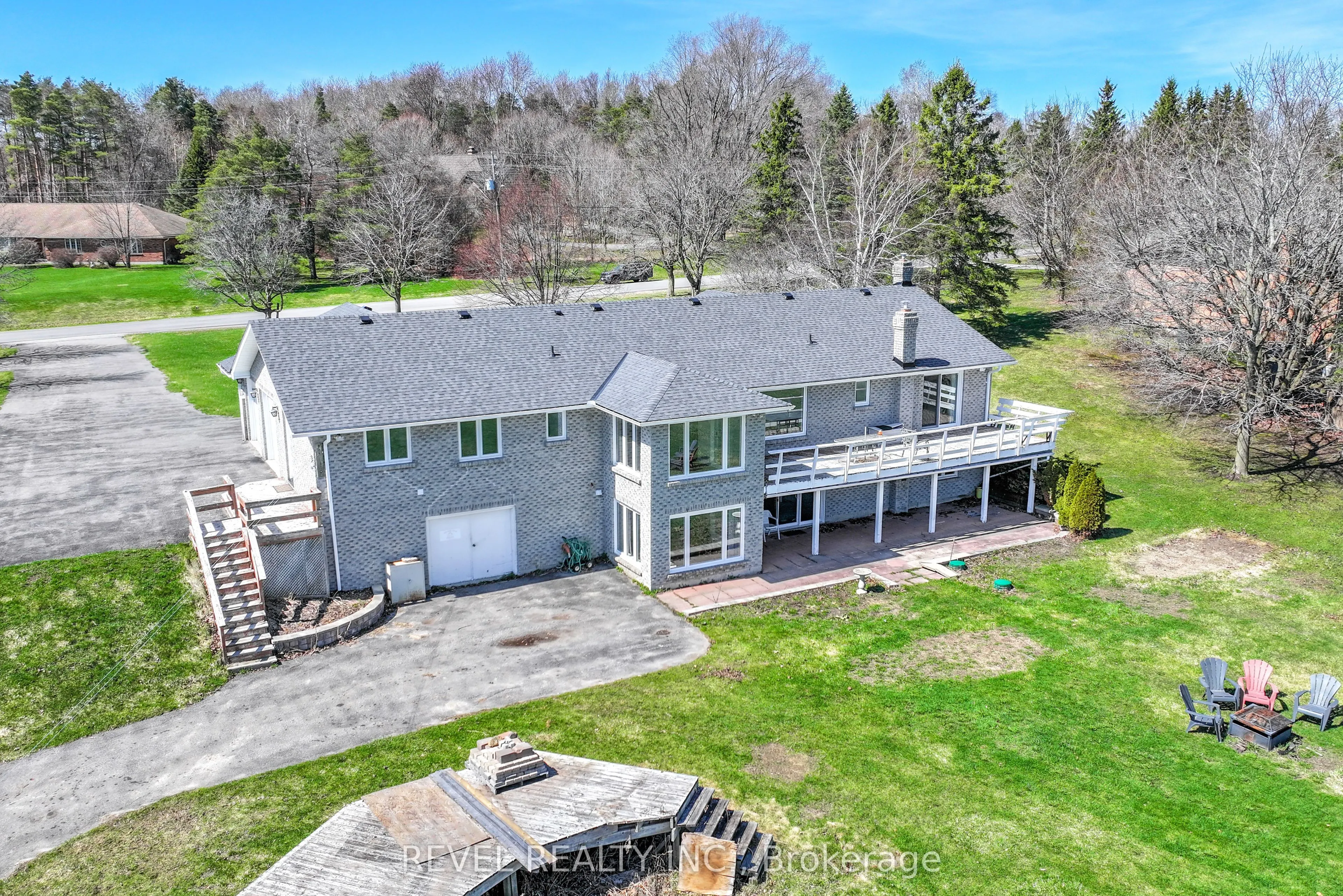 30 Castle Harbour Drive