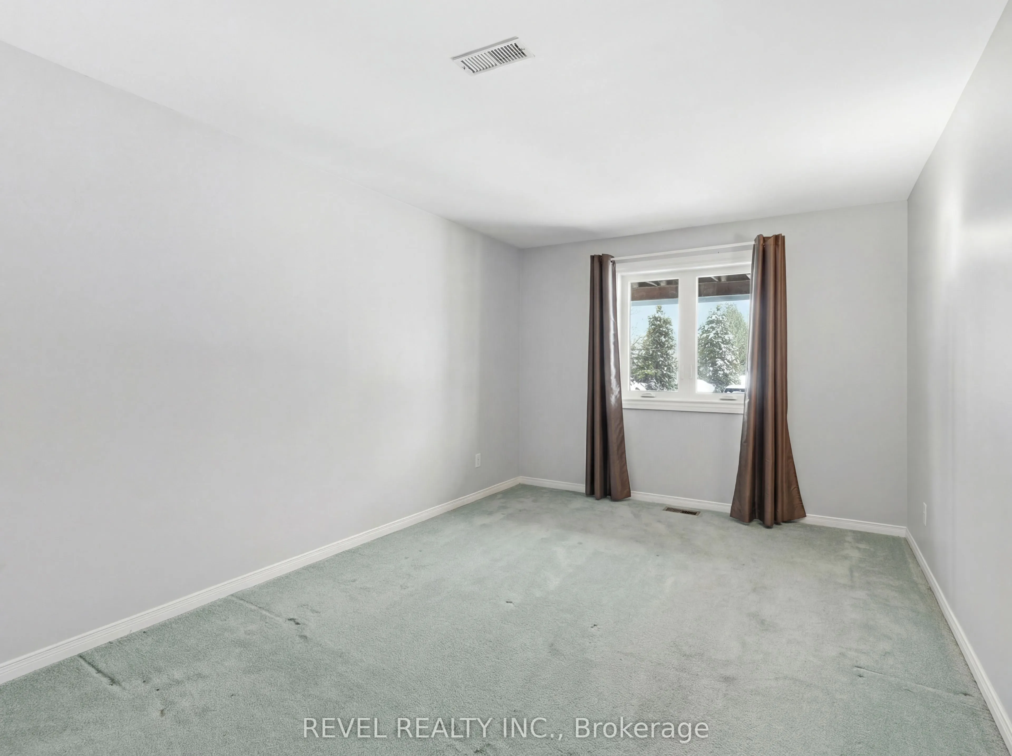 30 Castle Harbour Drive