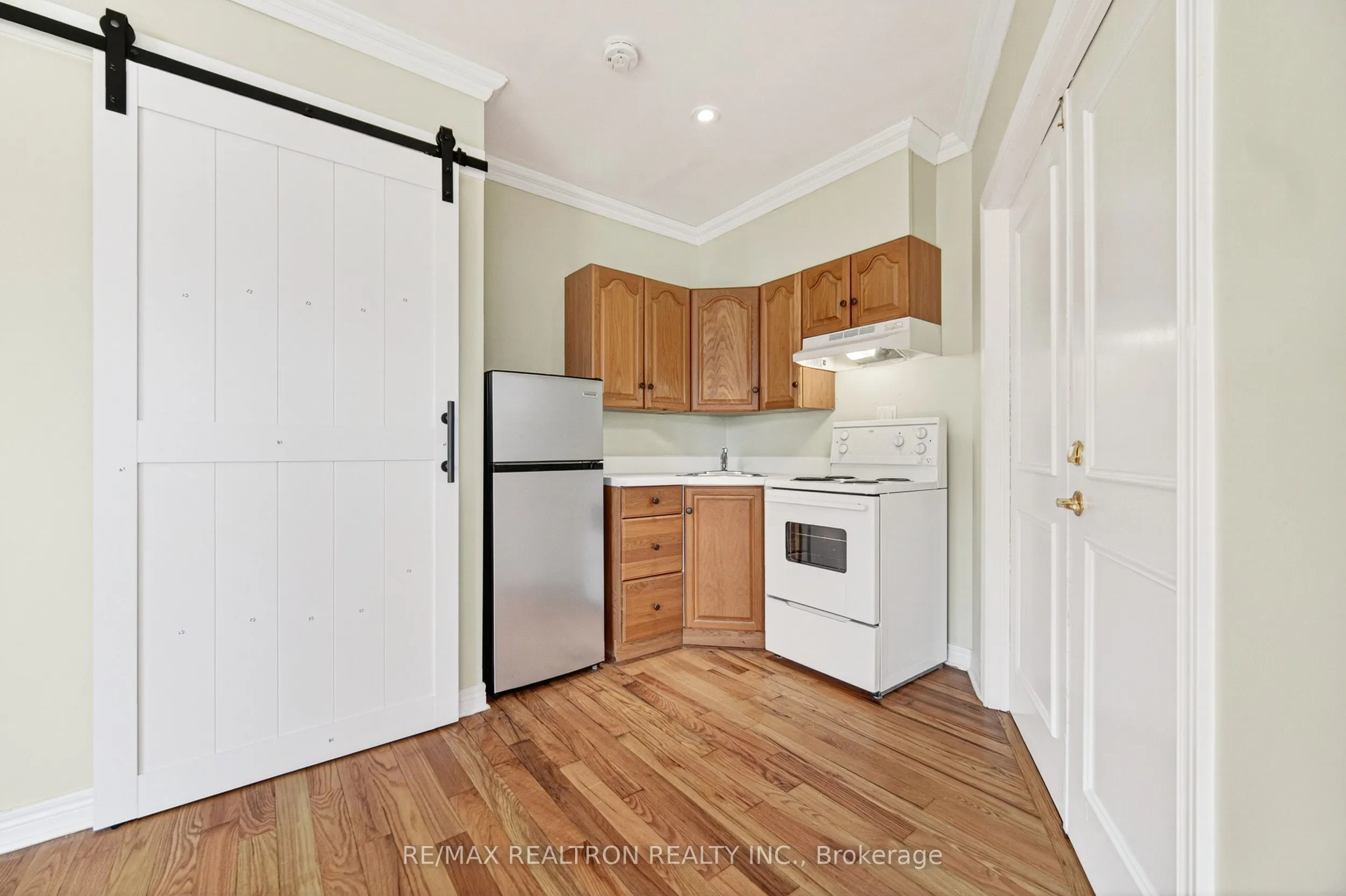 454 Donlands Avenue #A1