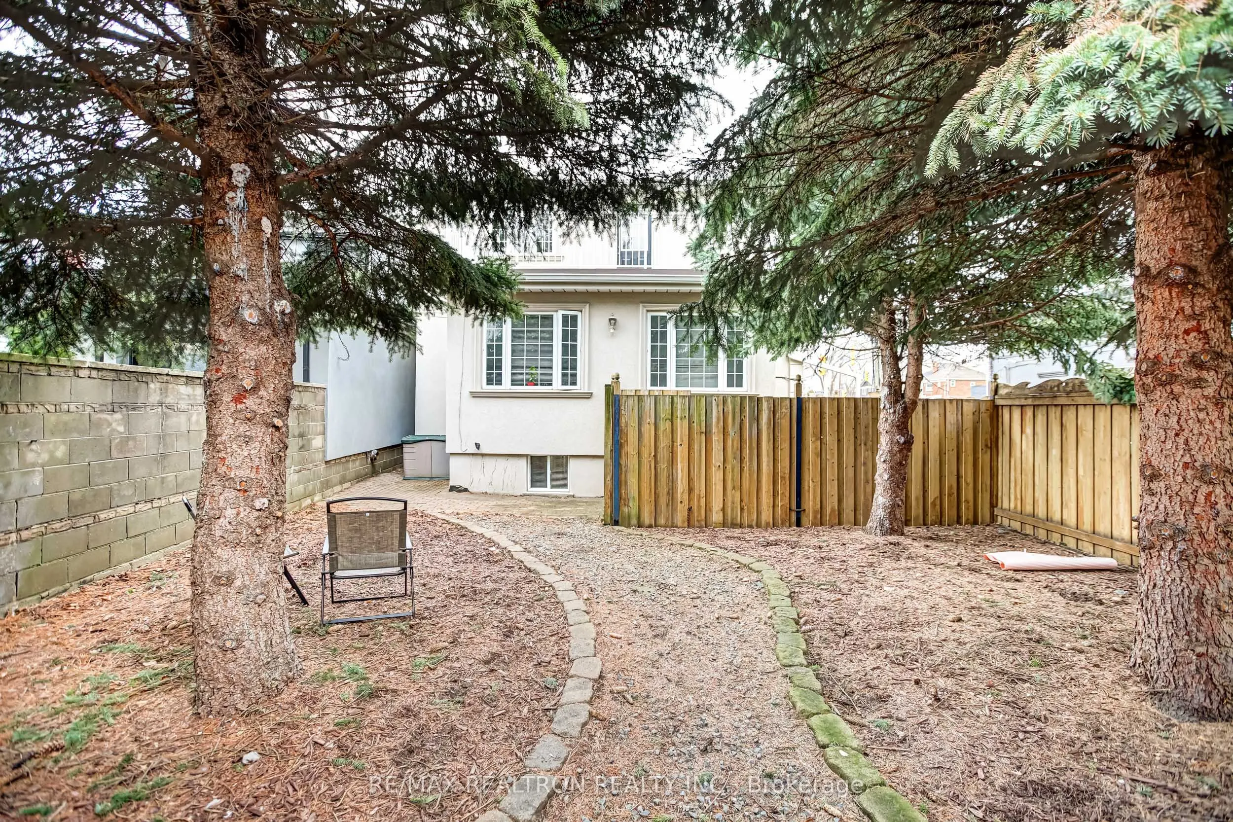 454 Donlands Avenue #A1