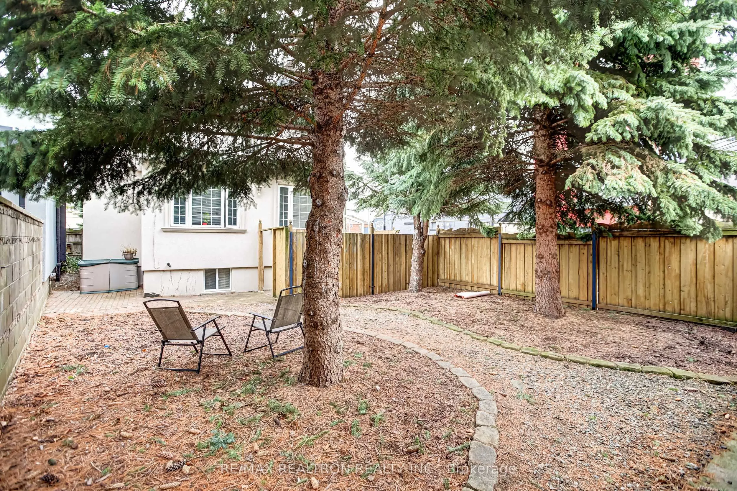 454 Donlands Avenue #A3