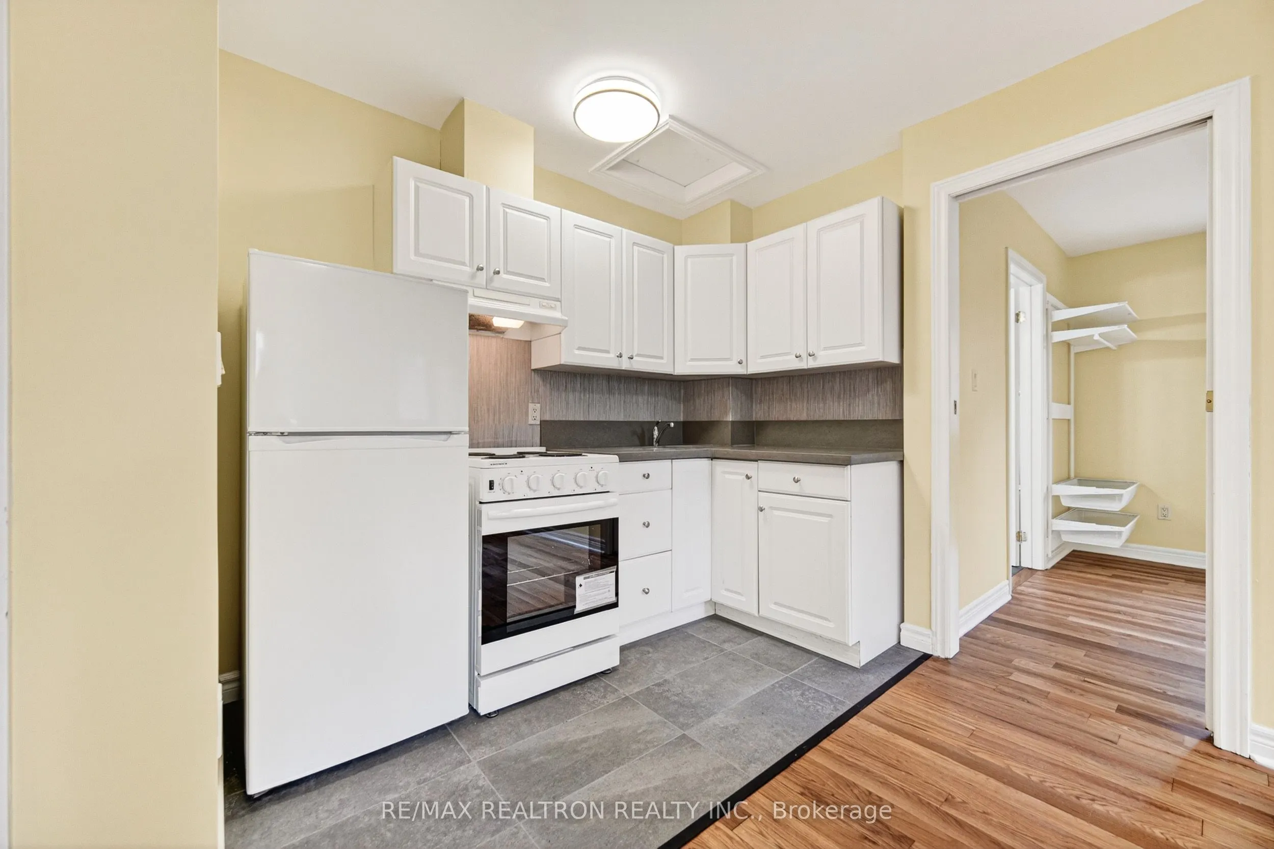 454 Donlands Avenue #A3