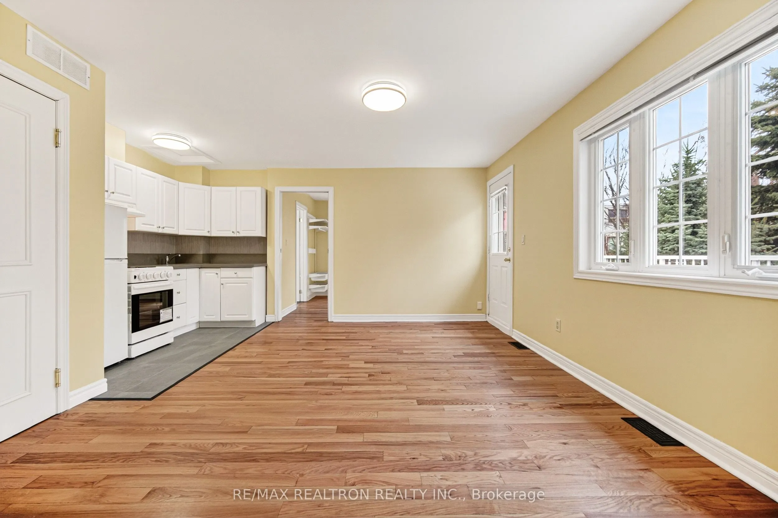 454 Donlands Avenue #A3