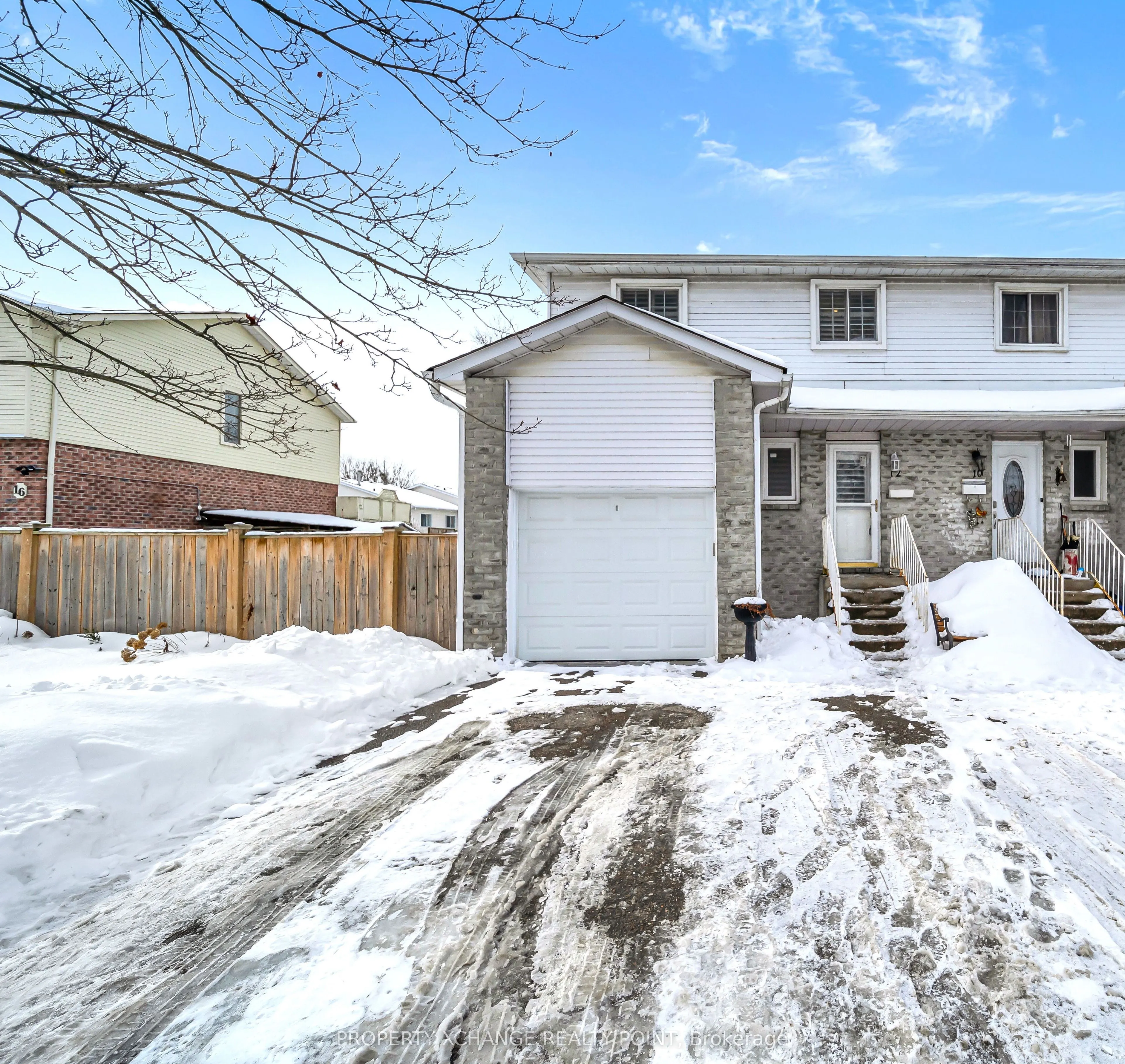 12 Waverly Street S