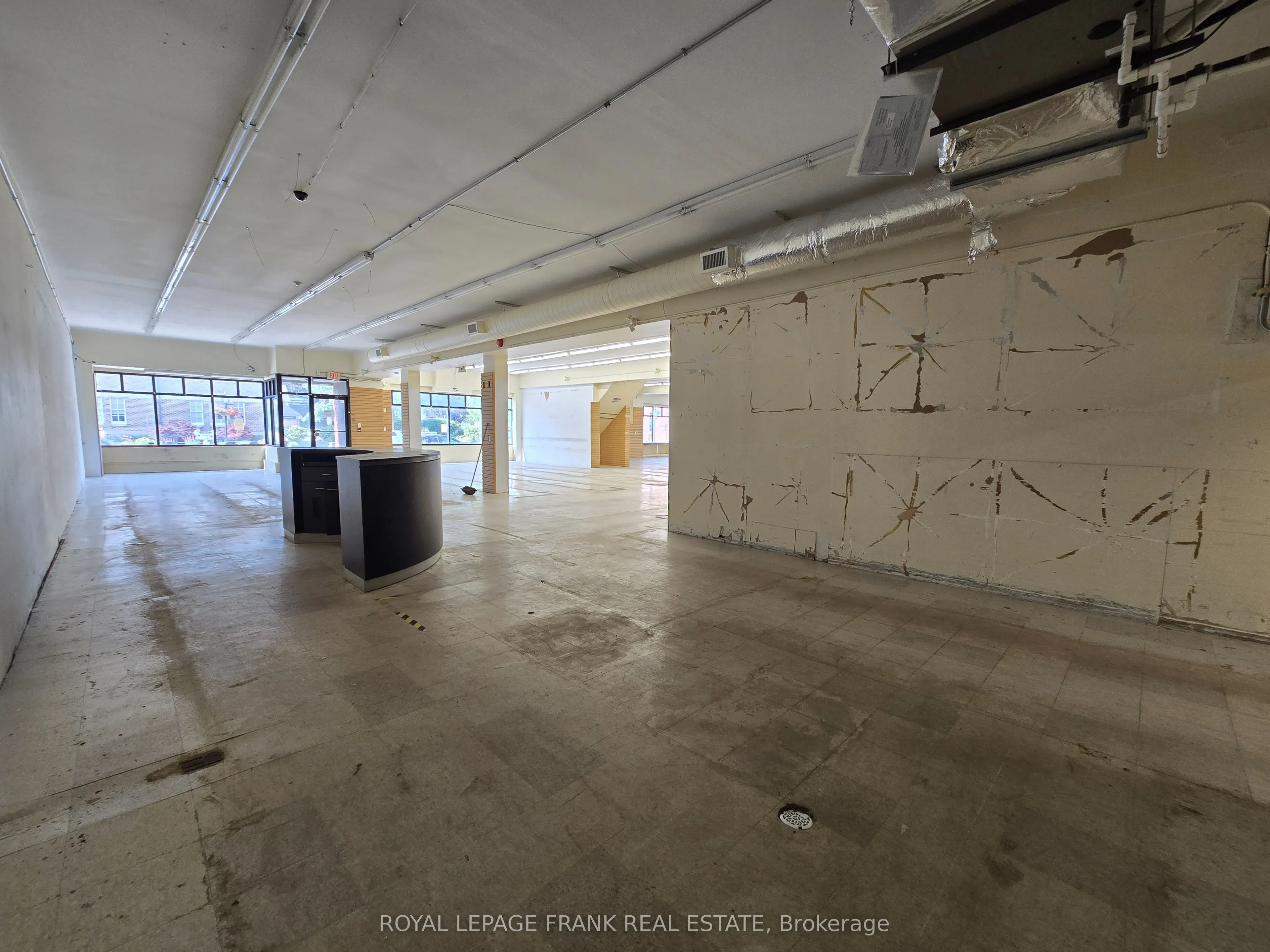 15 King Avenue W #B
