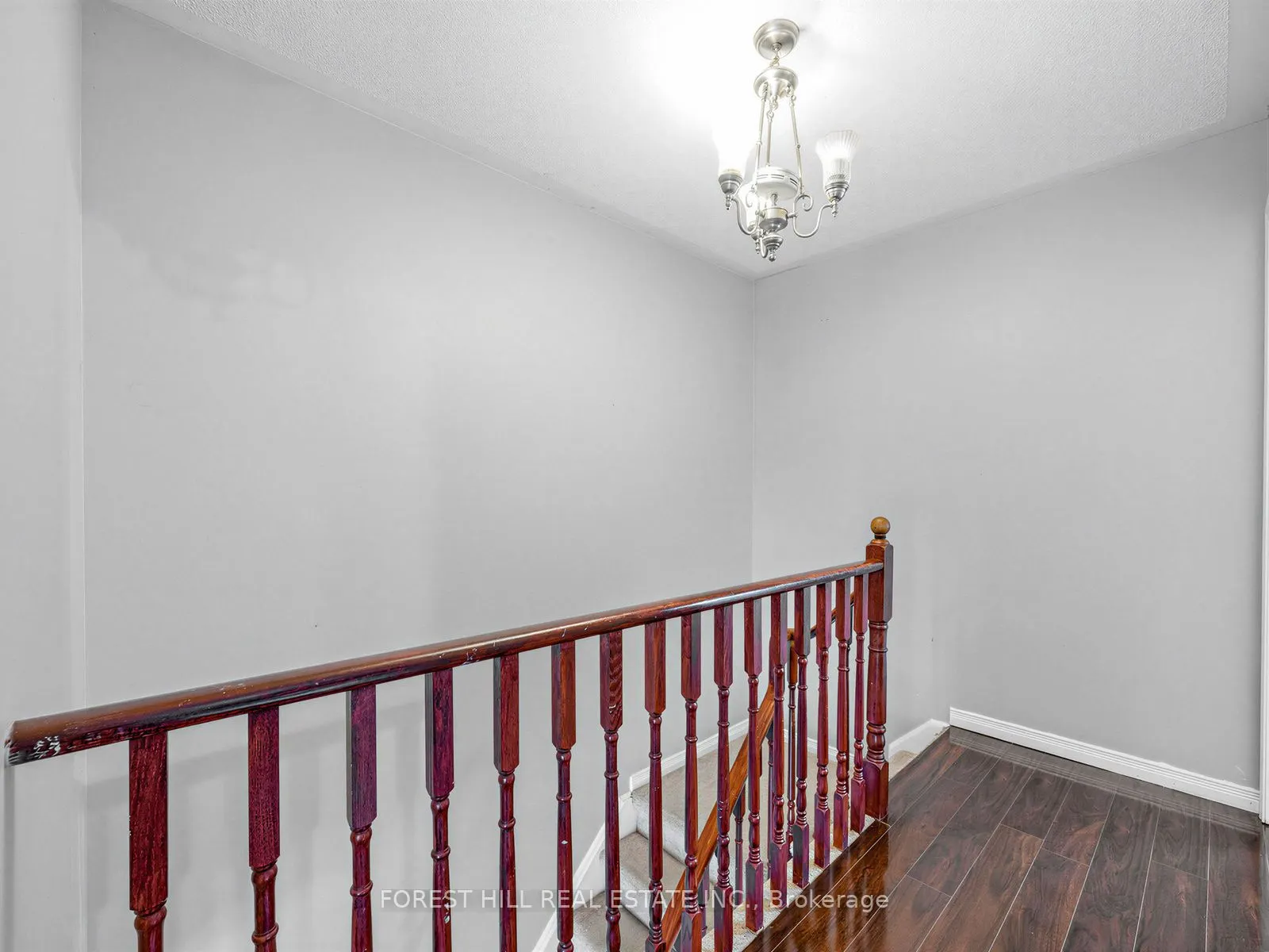 40 Croker Drive S