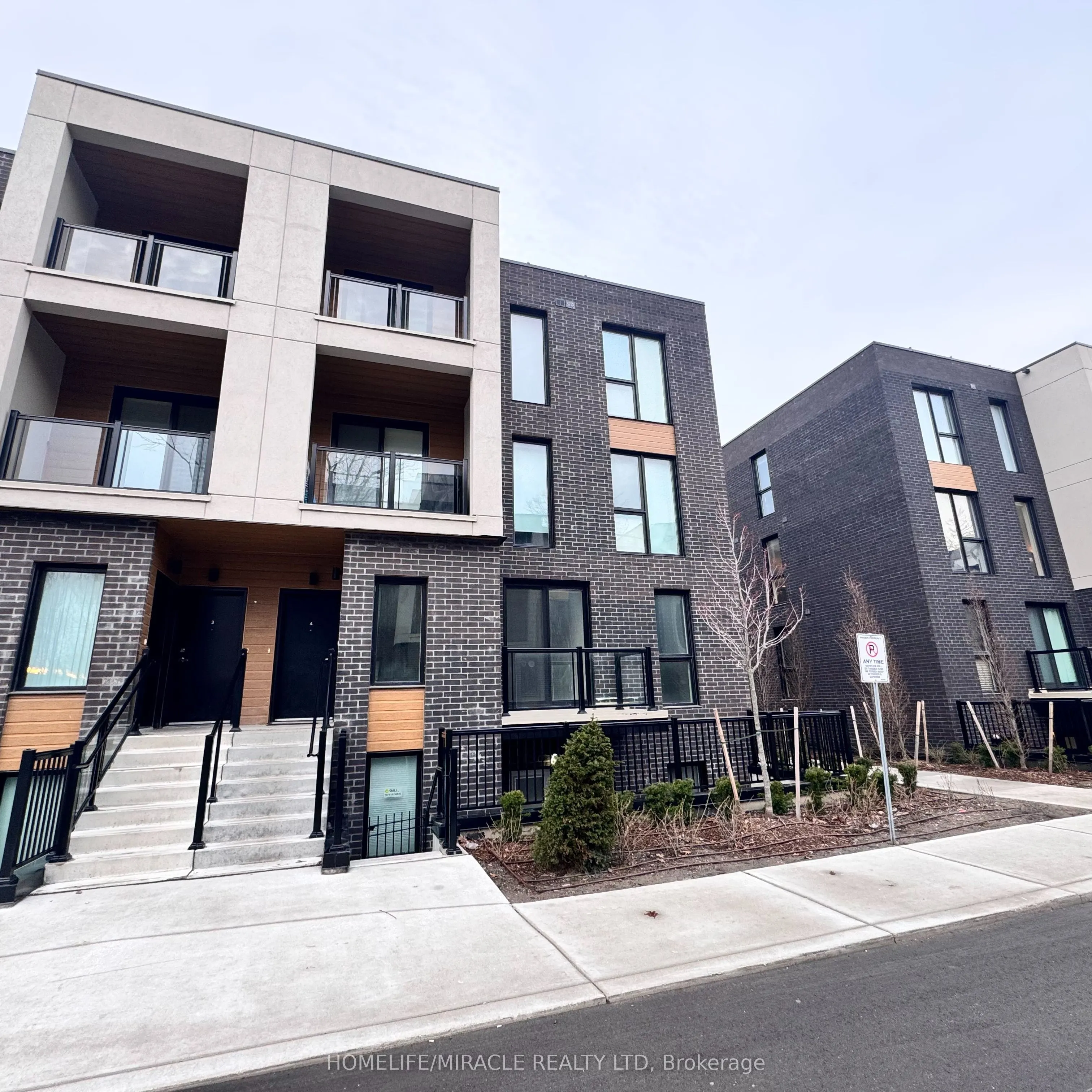 176 Clonmore Drive #4