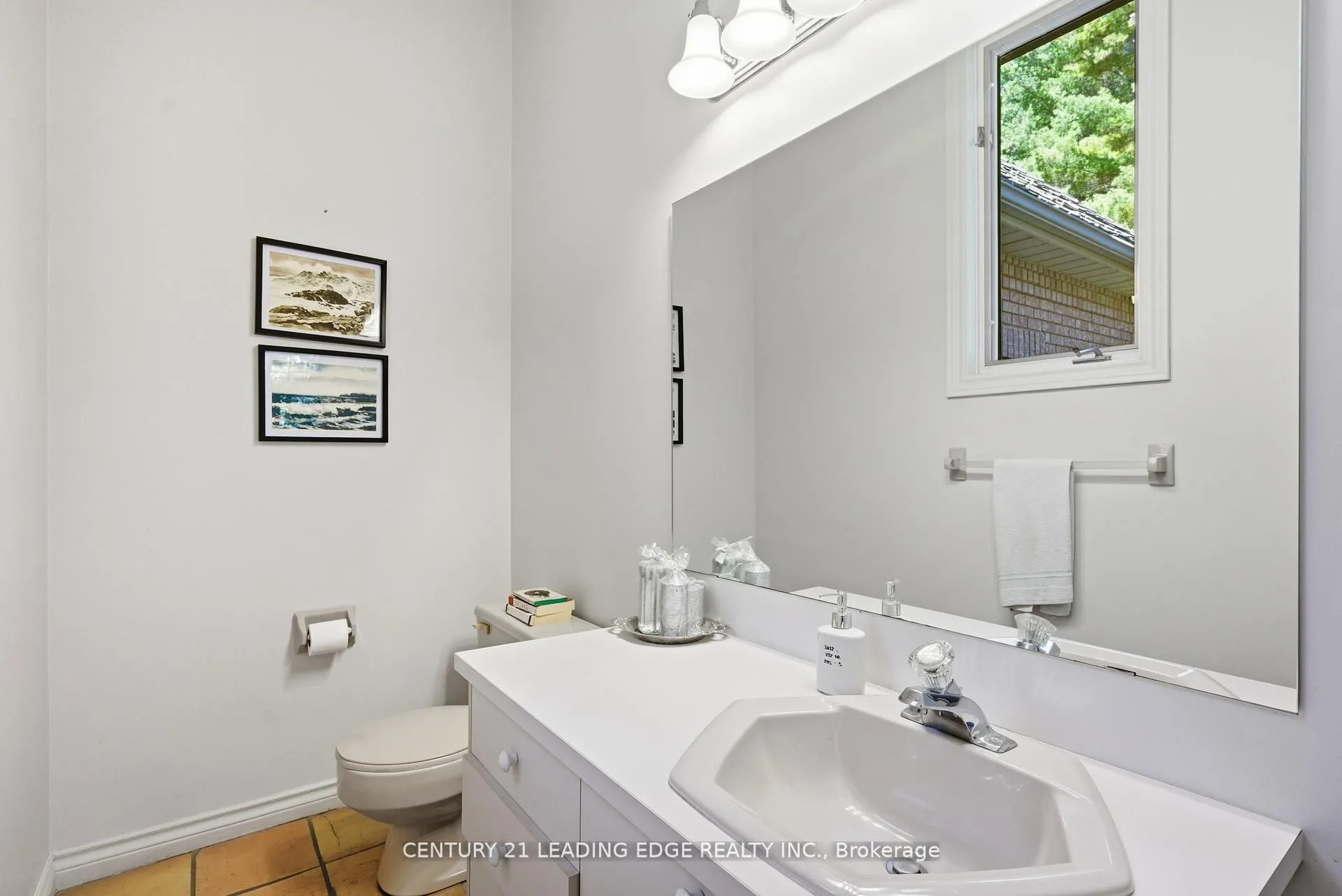 8 Bunhill Court