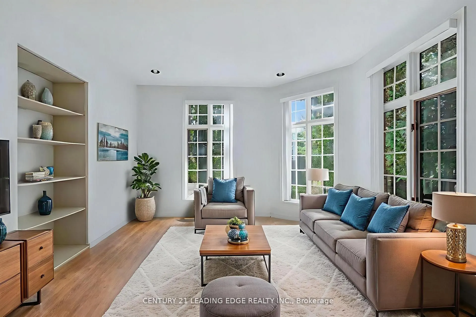 8 Bunhill Court