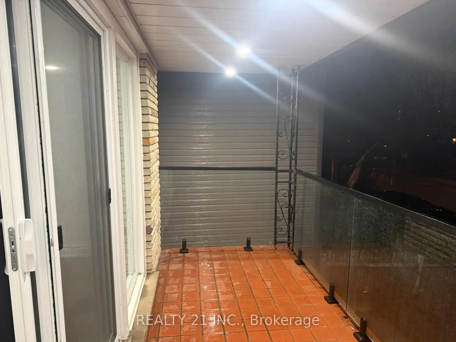 120 Queensbury Avenue